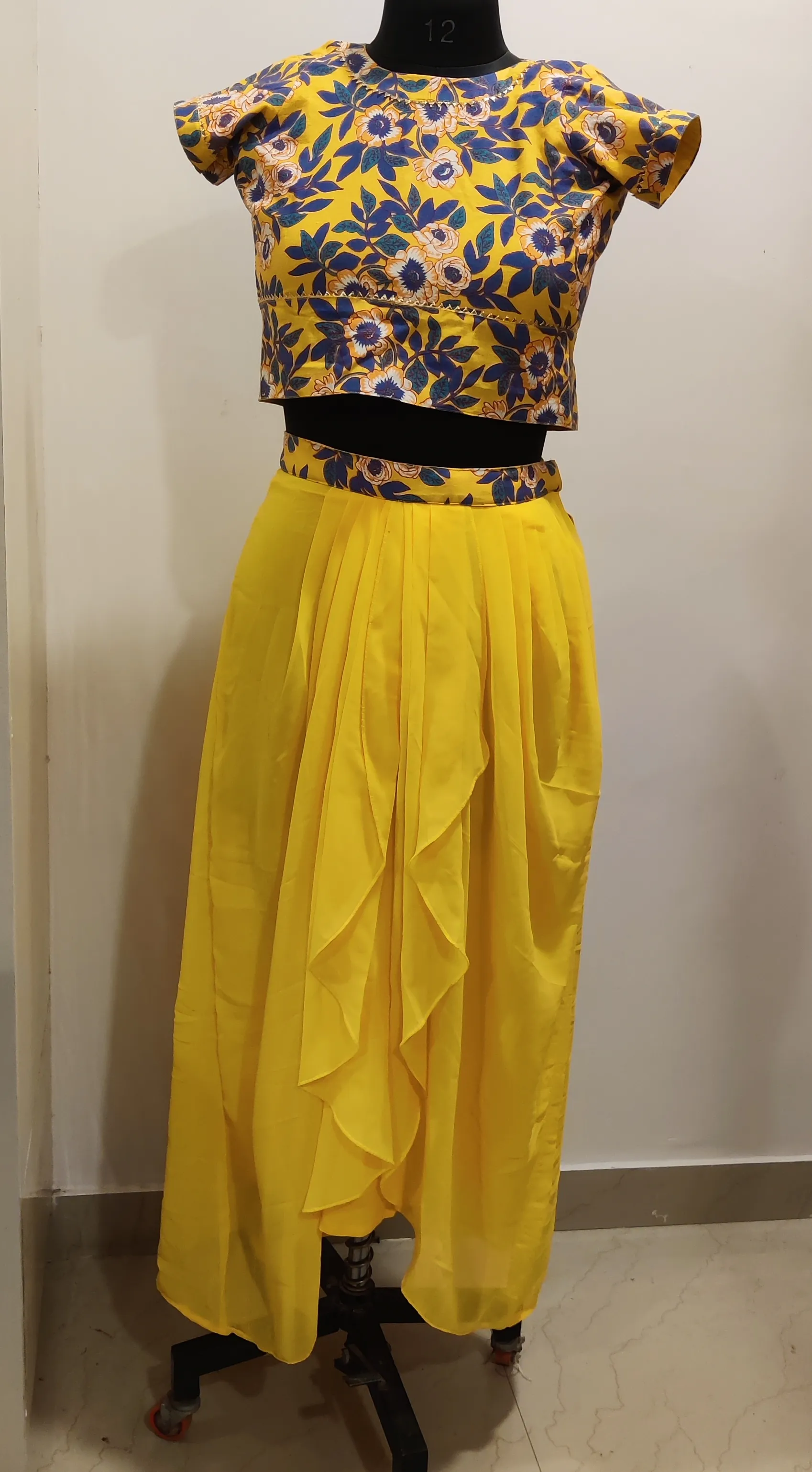 Floral Crop Top and Yellow Skirt Set Customisation view 2