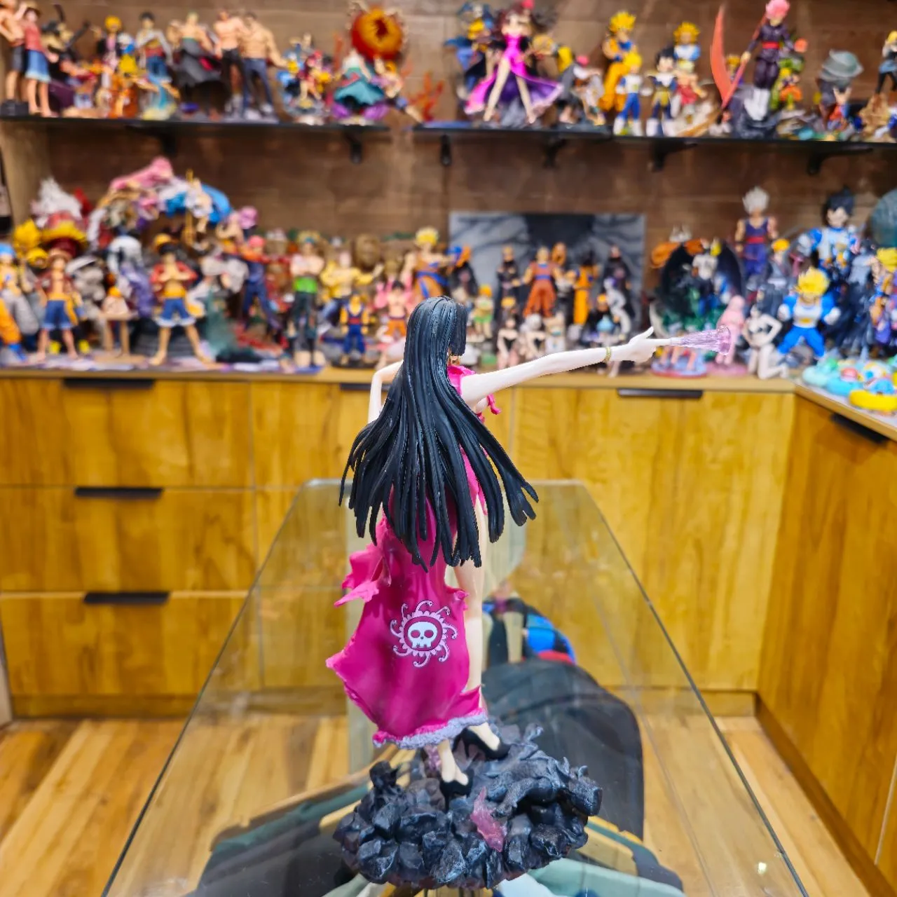 Boa Hancock Figure view 3