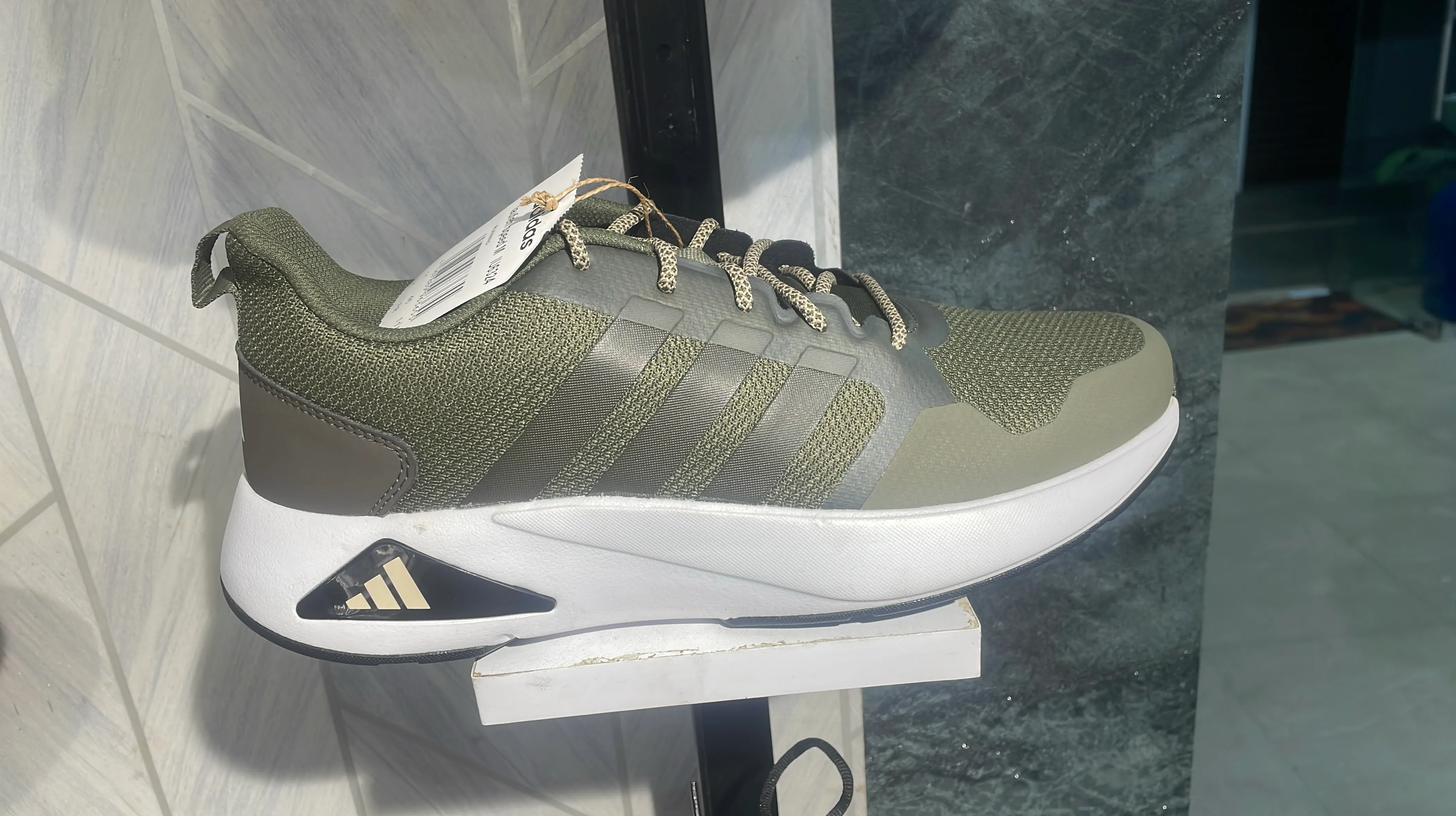 Adidas.- Running Shoes view 3