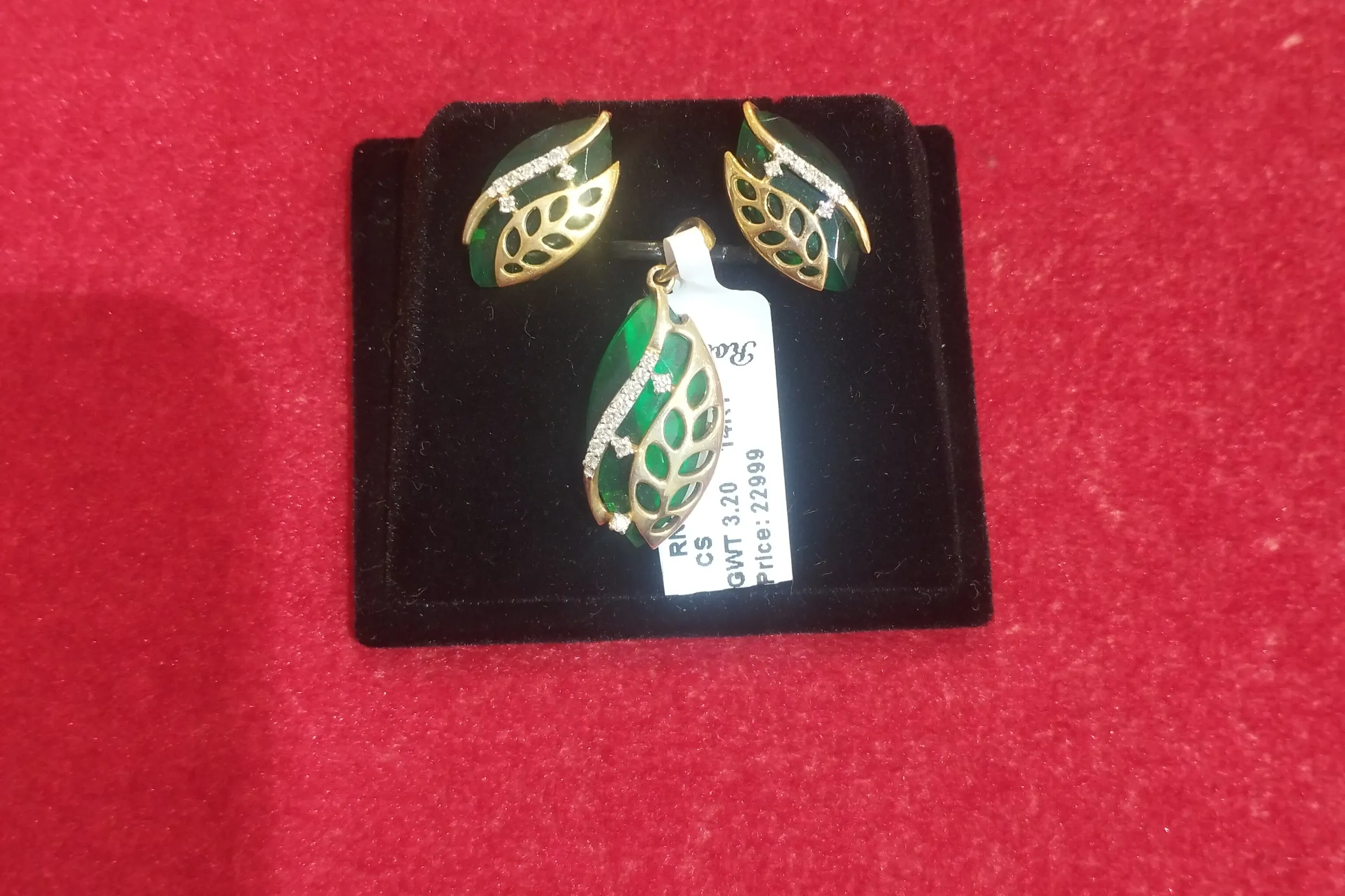 Emerald Green Gold Earrings view 2