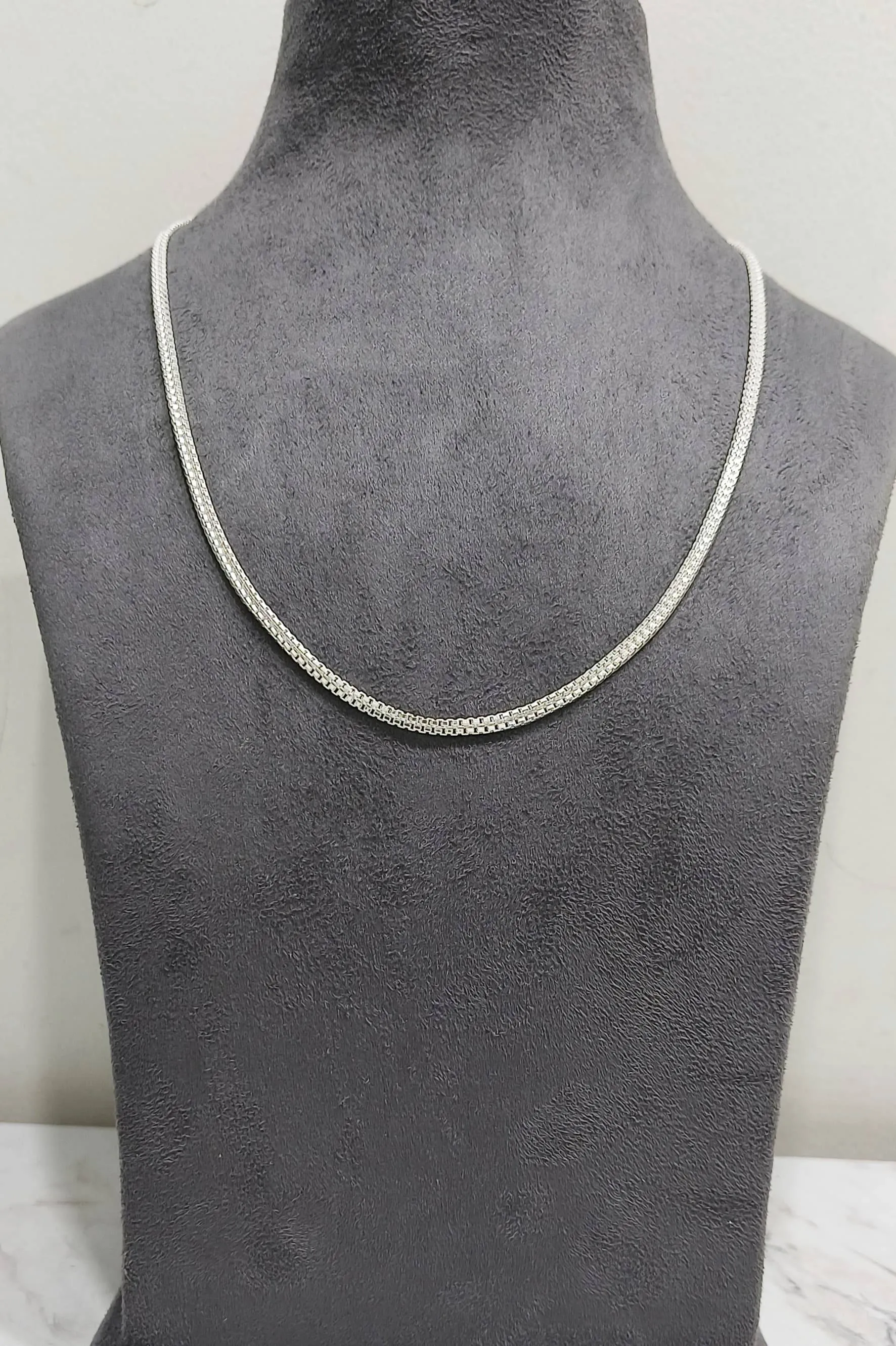 Silver Chain Necklace (AVSCH-02) view 3