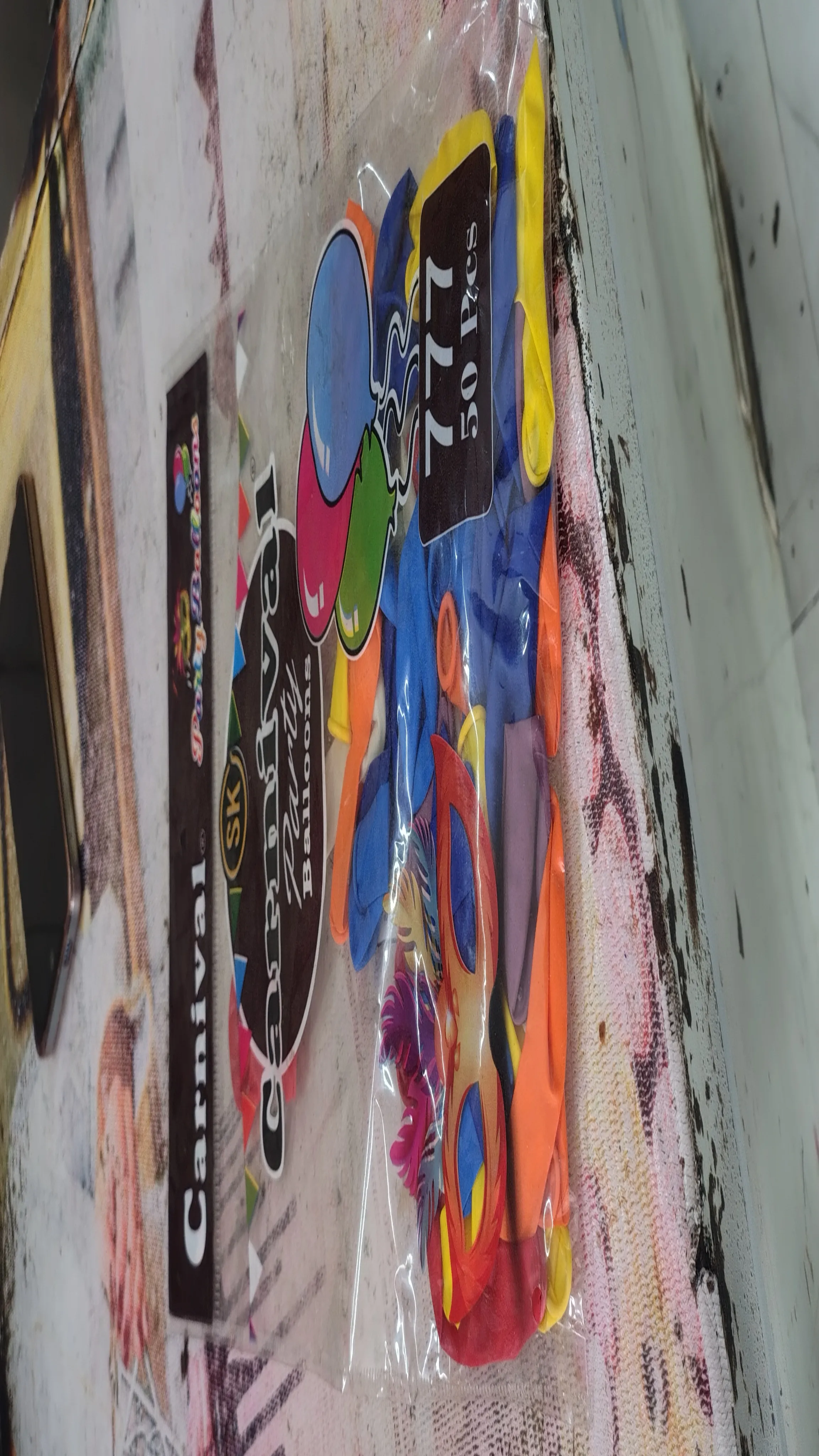 Carnival Party Balloons view 2