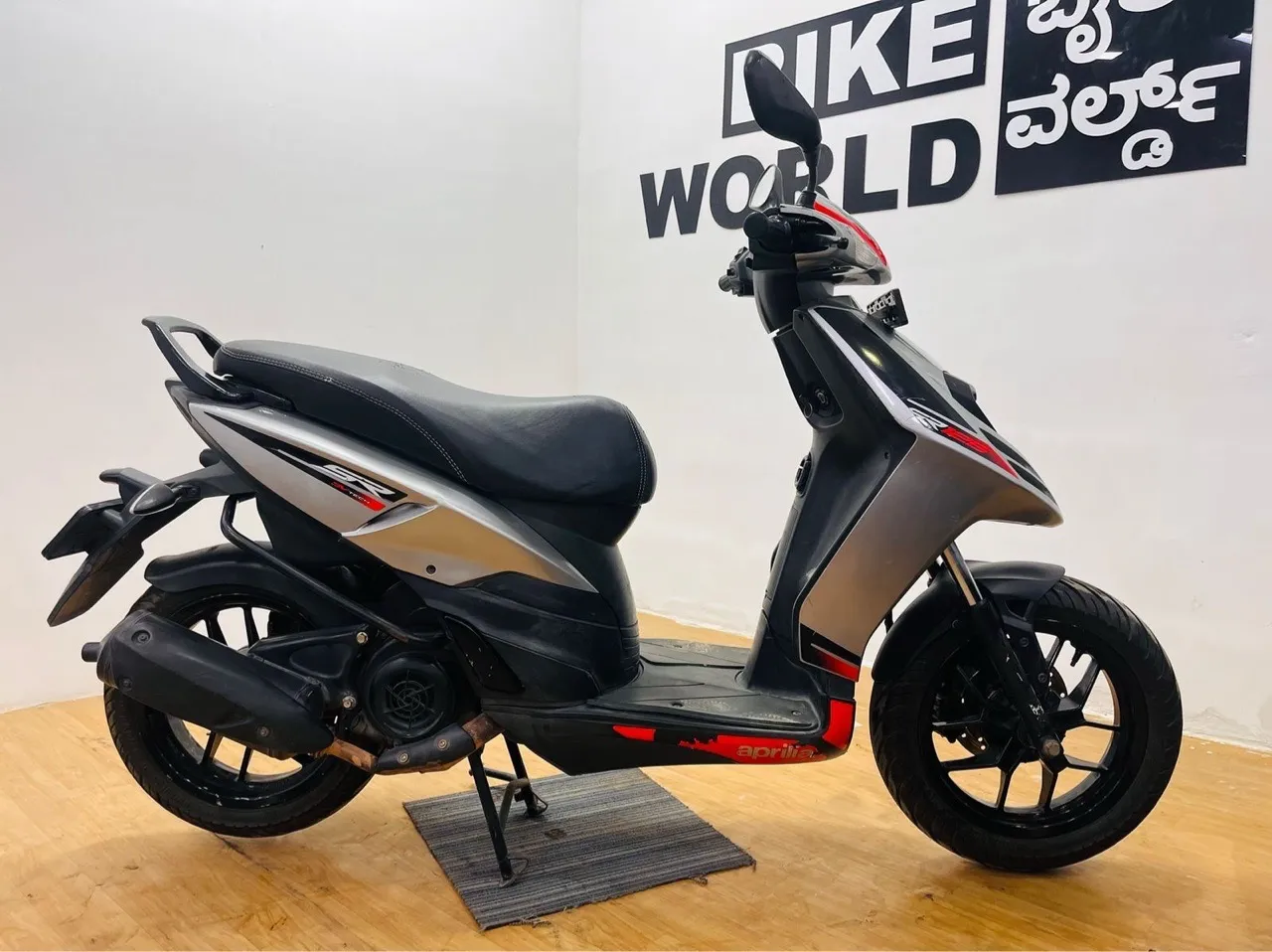 Aprilia SR 125/2021 Model view 2