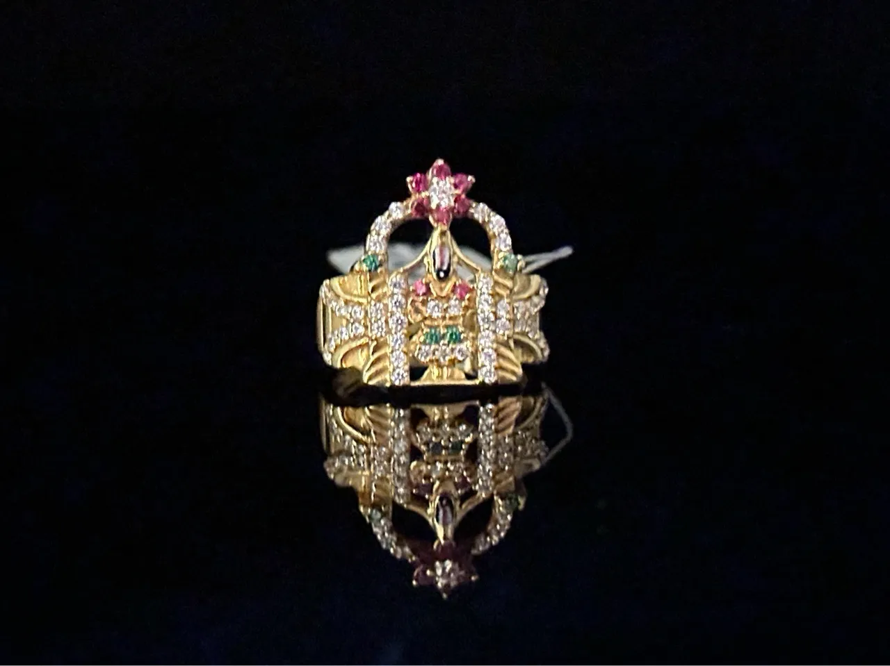 Ring 4 view 3
