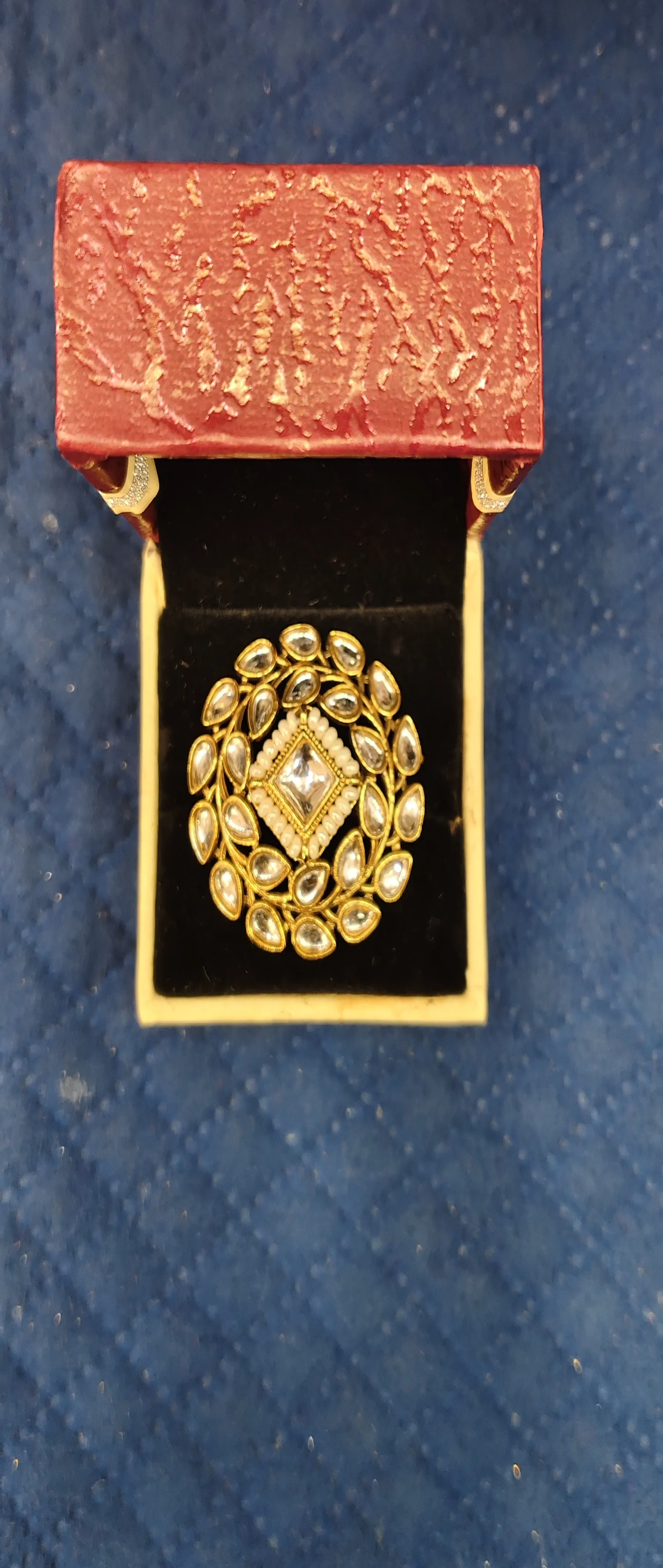 Gold and Kundan Brooch Ring view 2