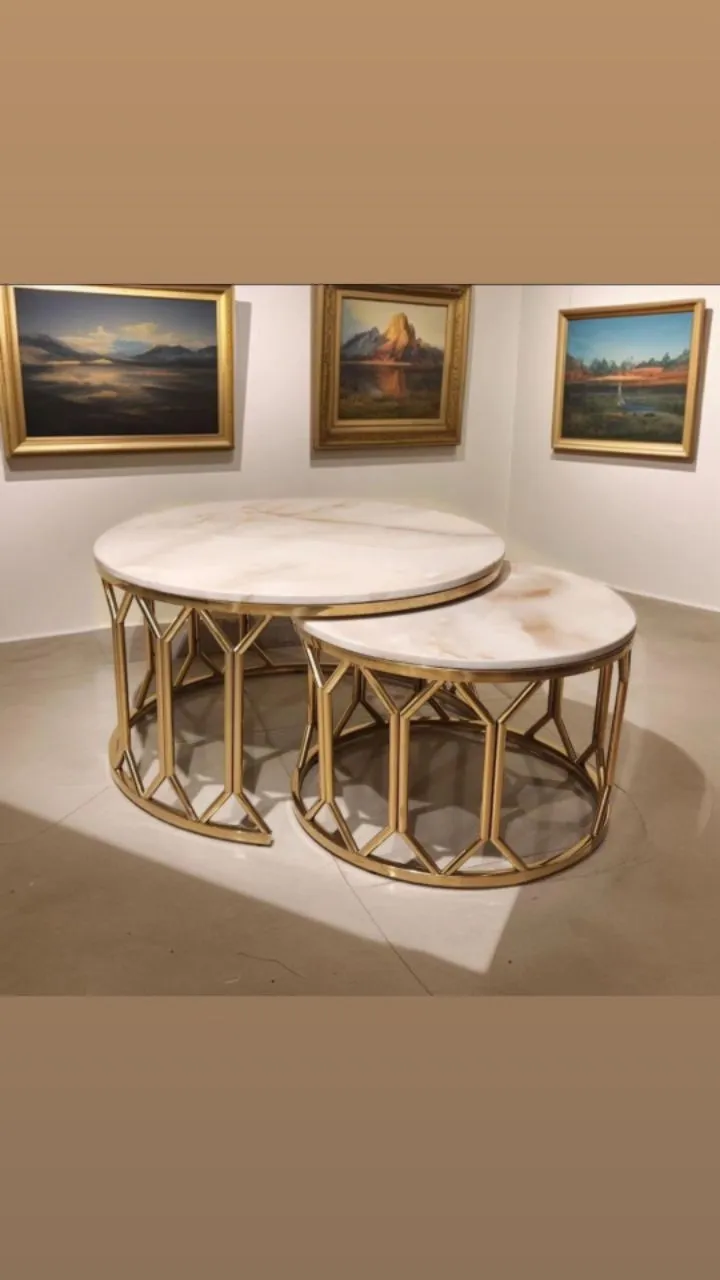 Round Shape Marble Top Gold Finish Table