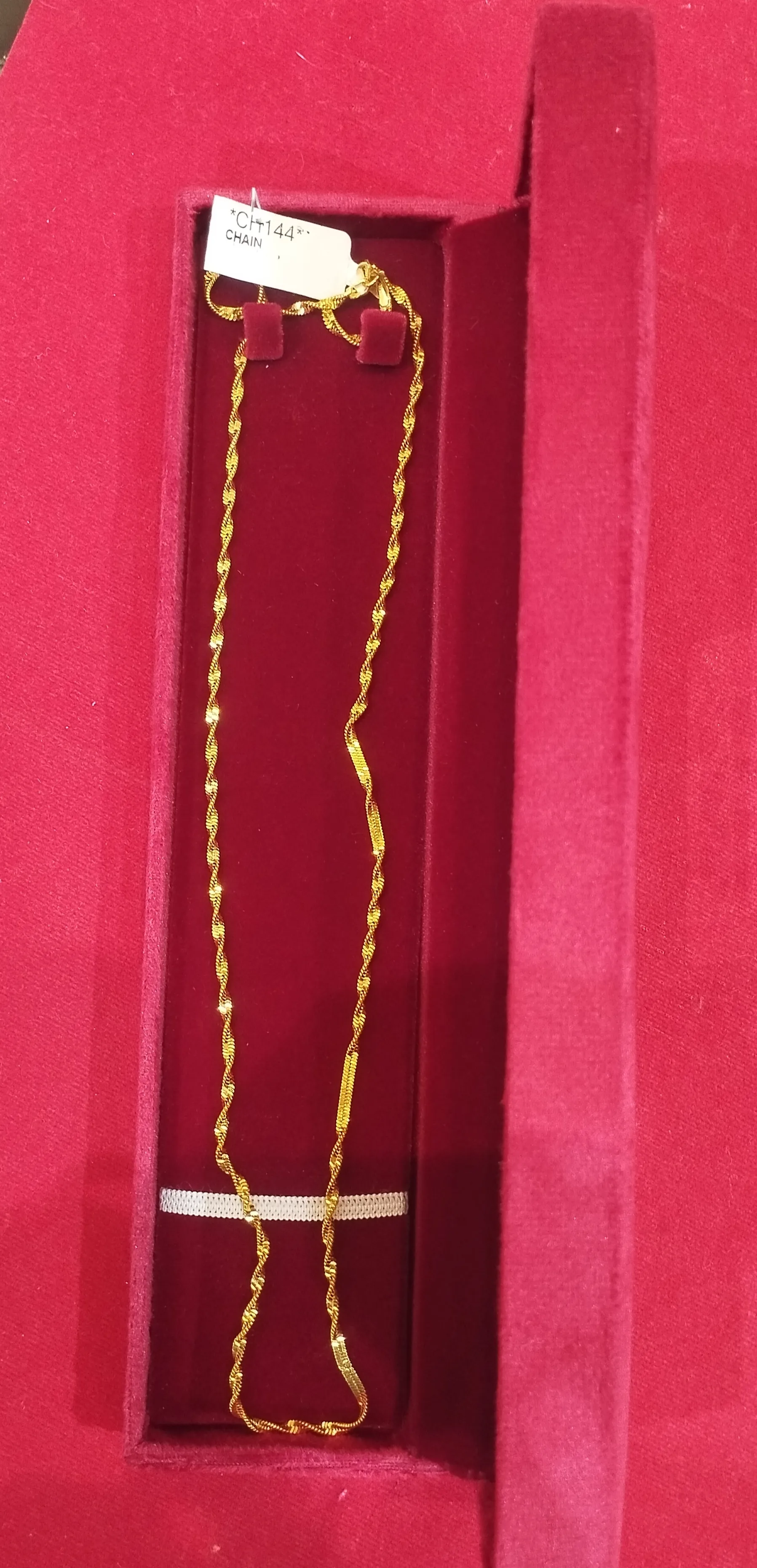 14K Gold Chain view 2
