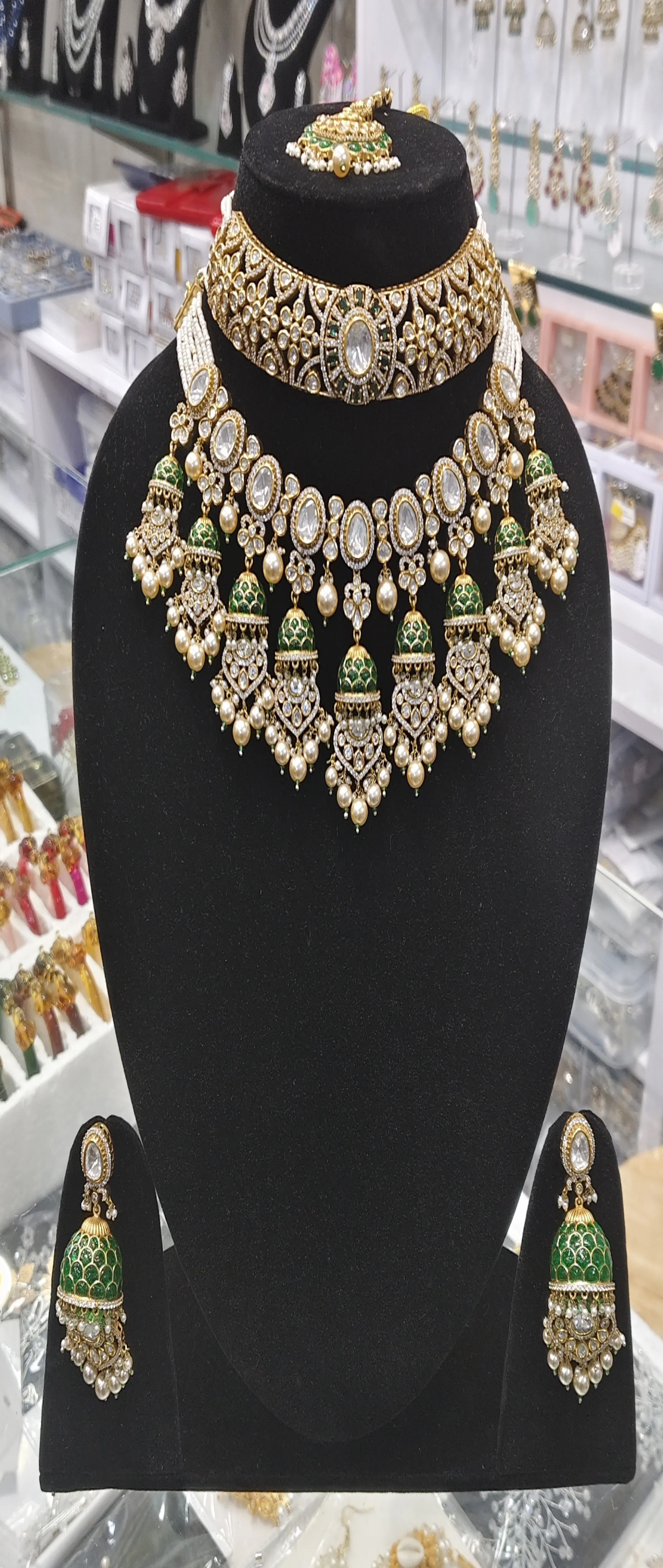 Bridal Set Mozonight Necklace Set view 2