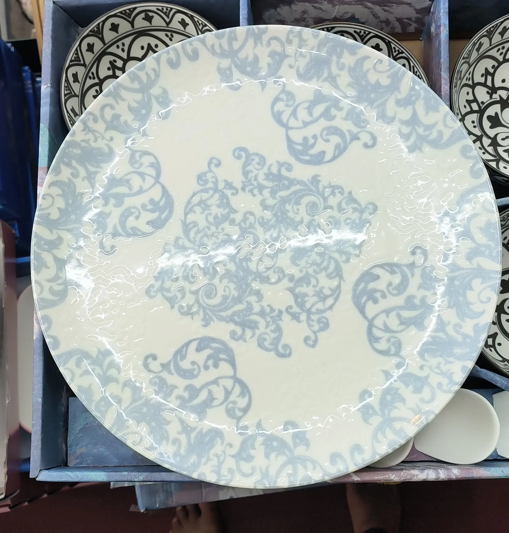Decorative Stoneware Dinner Plate view 2