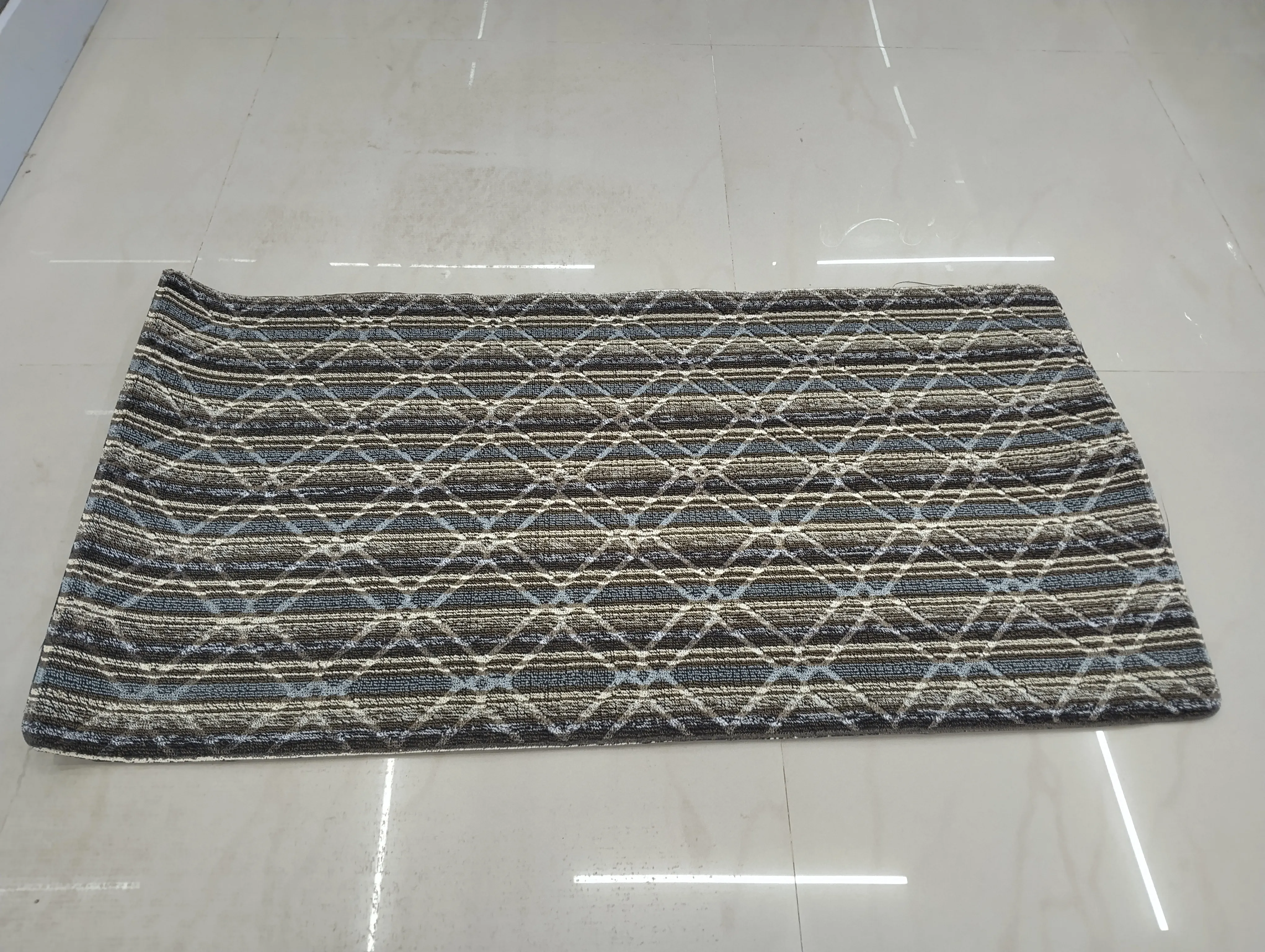 Patterned Entryway Mat view 2