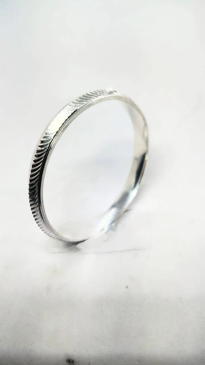 Silver Feathered Kada (AVKD-81) view 3