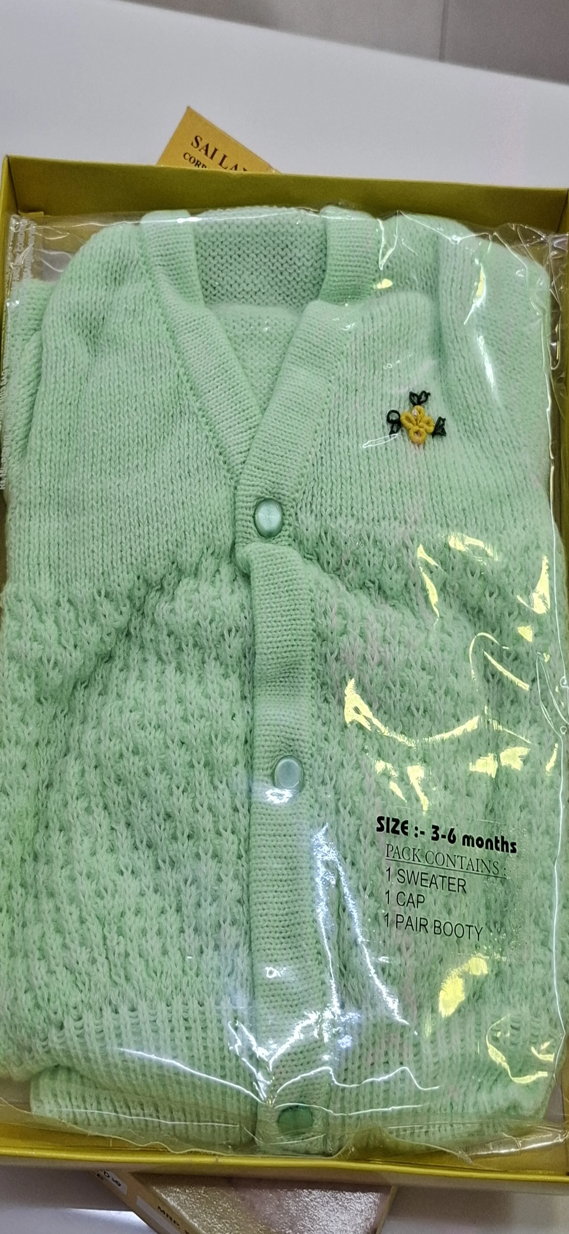 Saila Baby Sweater Set view 2