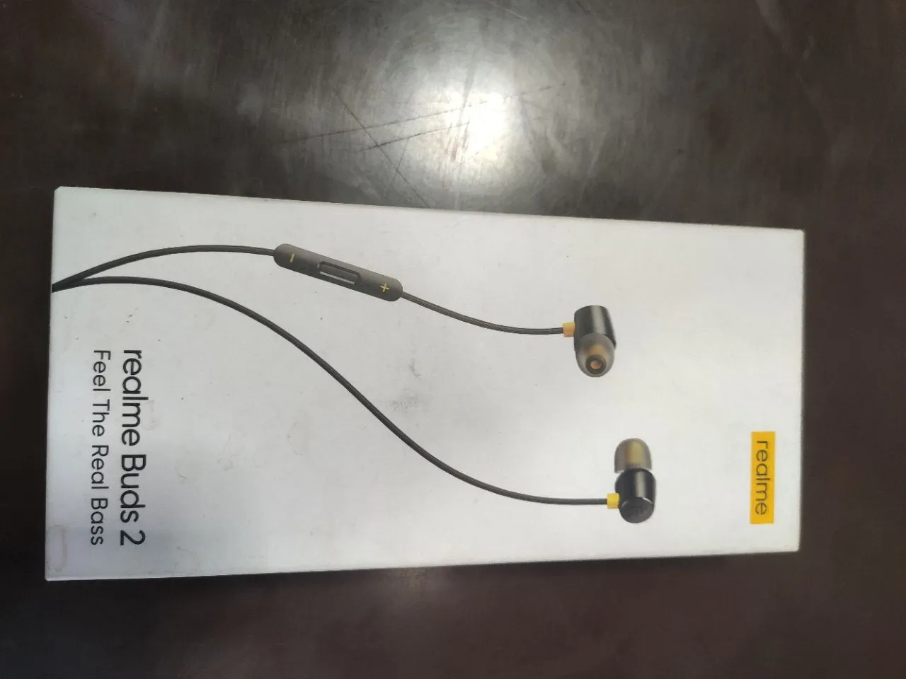 Realme Buds 2 view 2