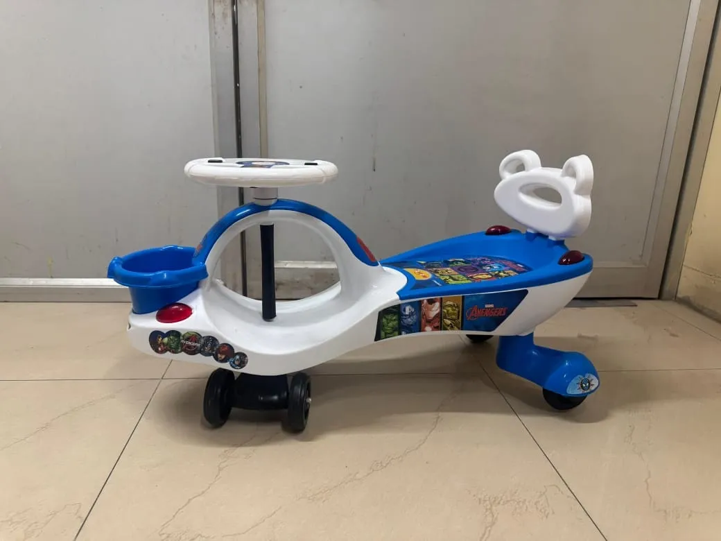 Avengers Themed Kids Ride-on Car view 2