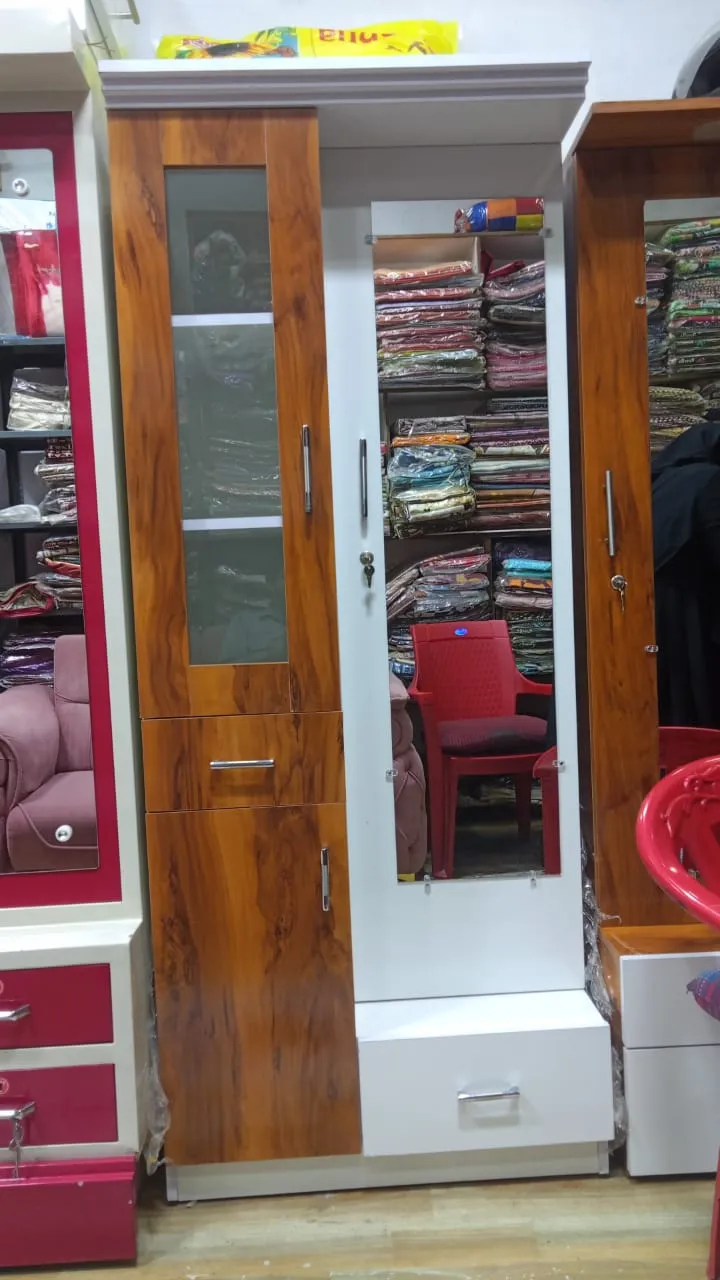 Dressing 1 view 5