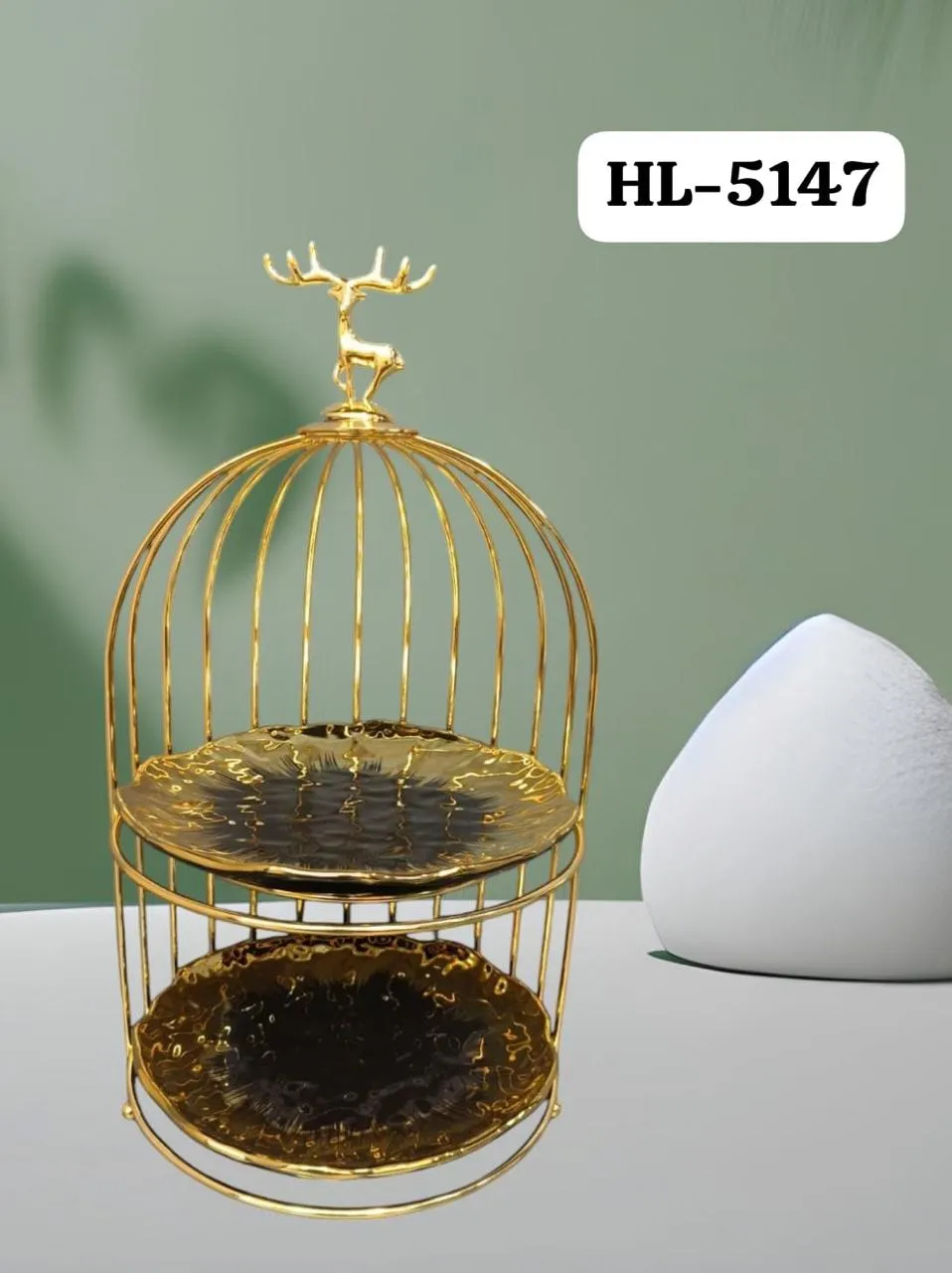 HL-5147 Deer Cake Stand view 2