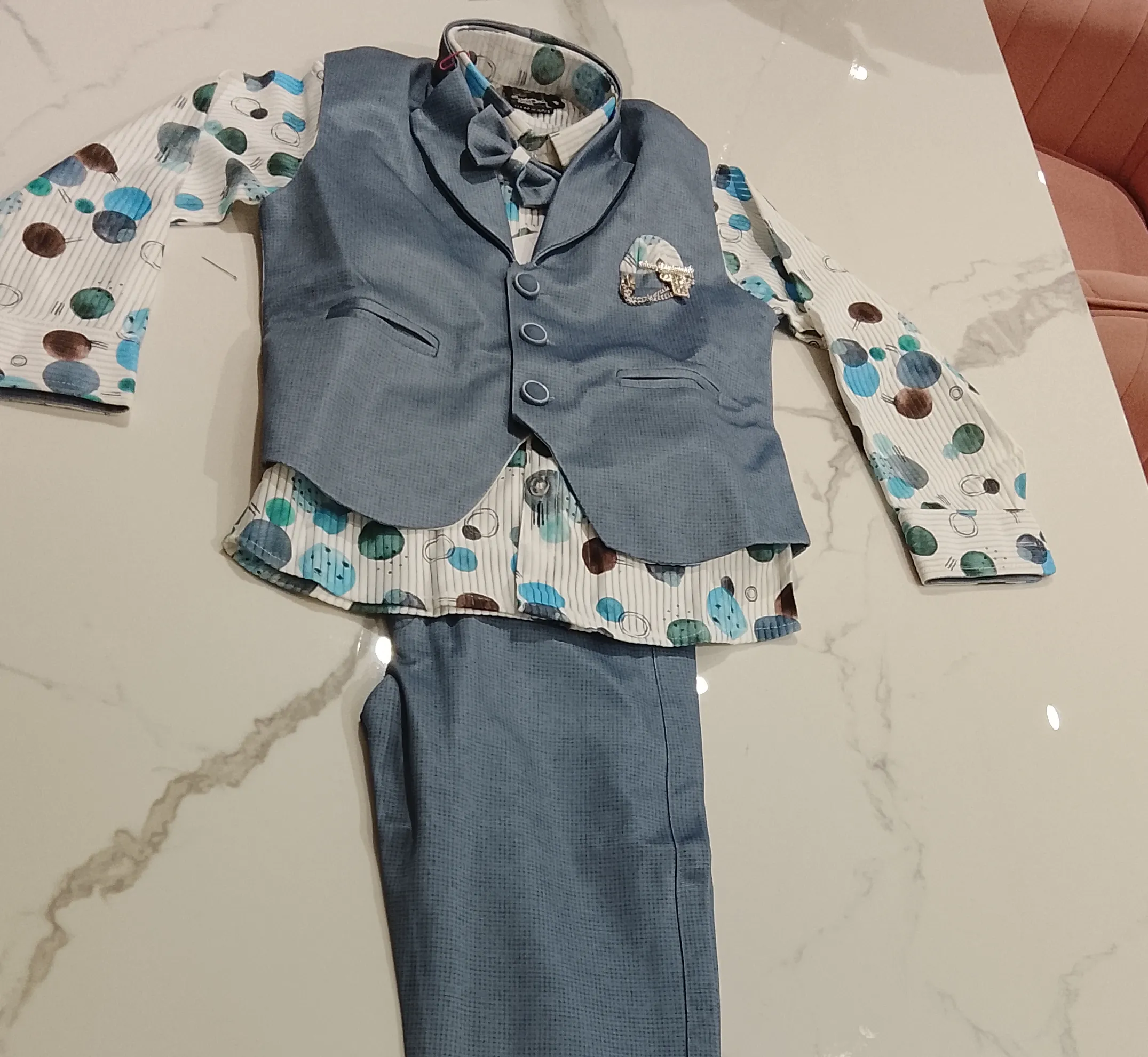 The Mirror Story Baba Suit 00 view 2