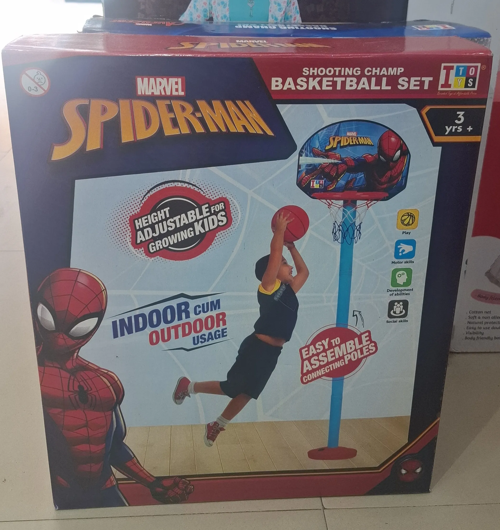 Marvel Spider-Man Basketball Set view 2