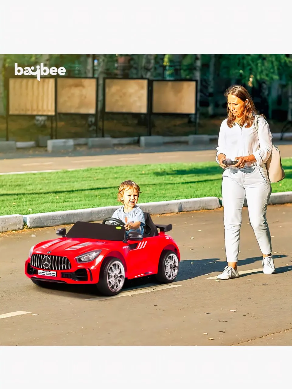 Mercedes-Benz AMG Ride-On Car Red view 2