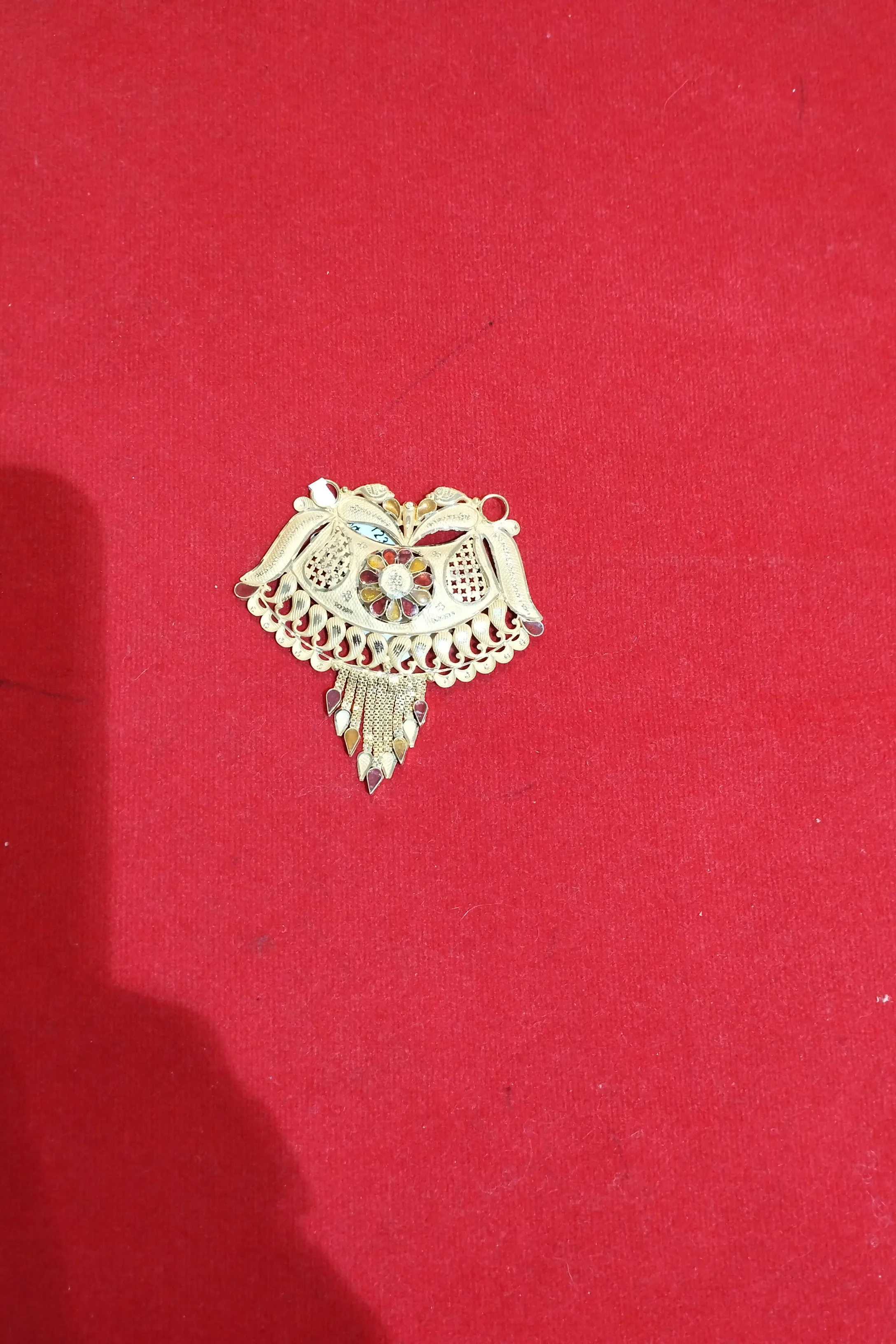Gold Filigree Pendant6. 650gm view 2