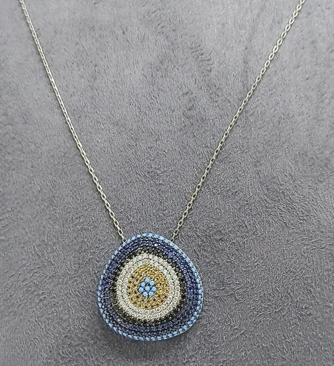 Sapphire and Diamond Pendant Necklace (AVSPD-05/AVSER-04) view 3