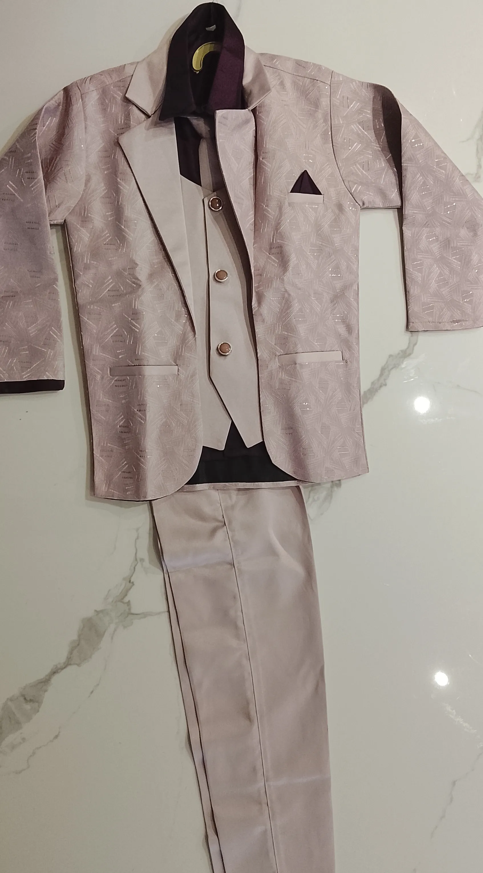 The Mirror Story Baba Suit 009 view 2