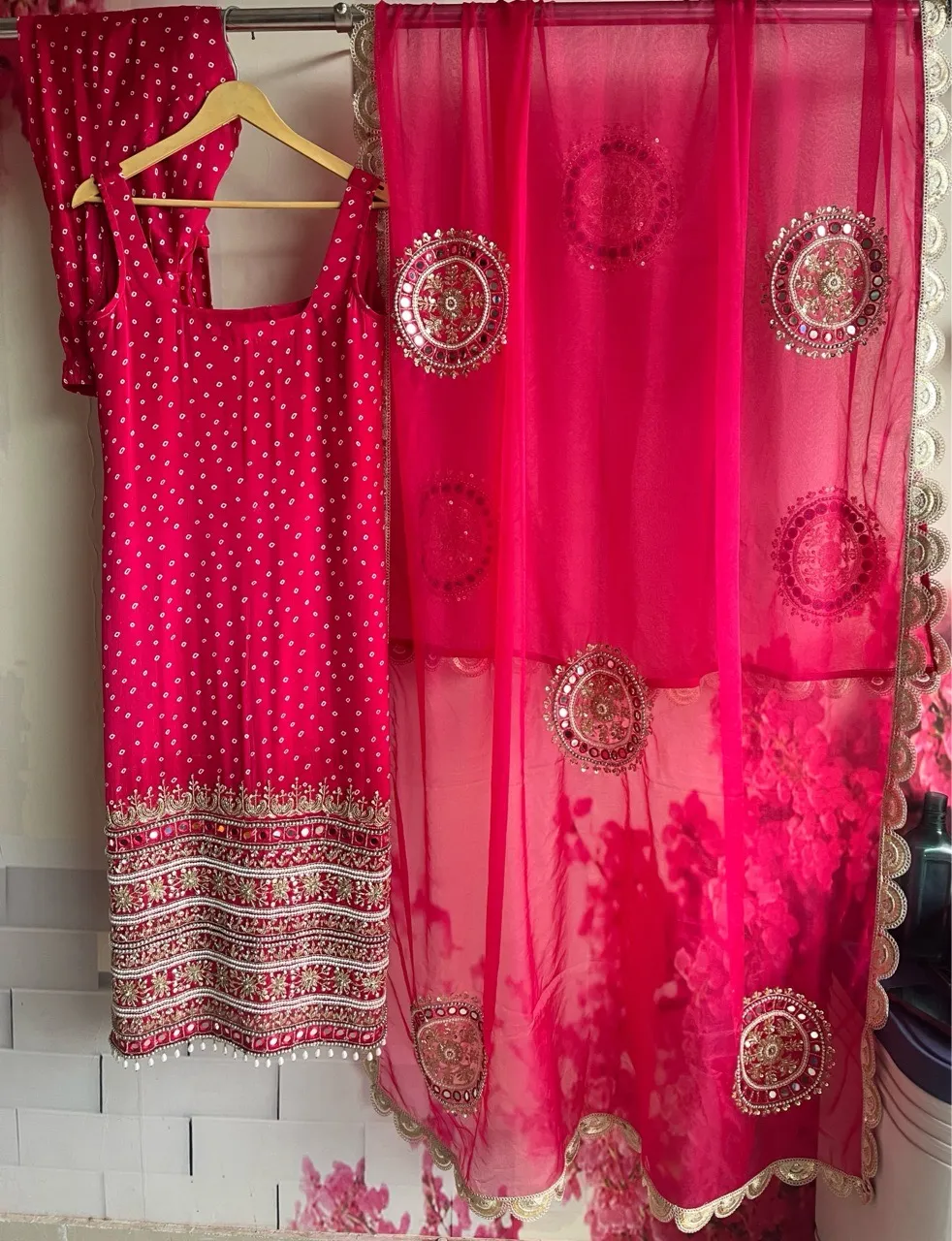 ‘Ada’ suit set - Pink view 4