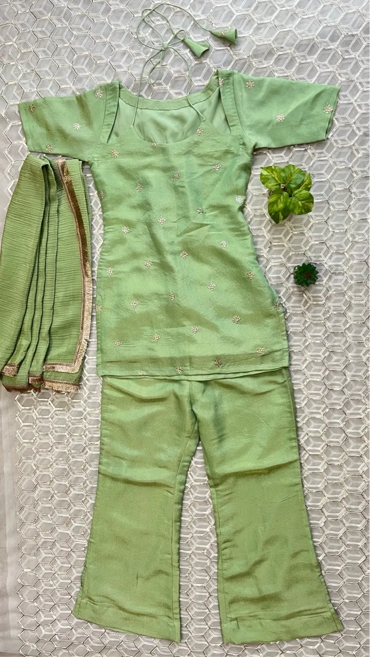 ‘Gulnoor’- Mint Green view 6