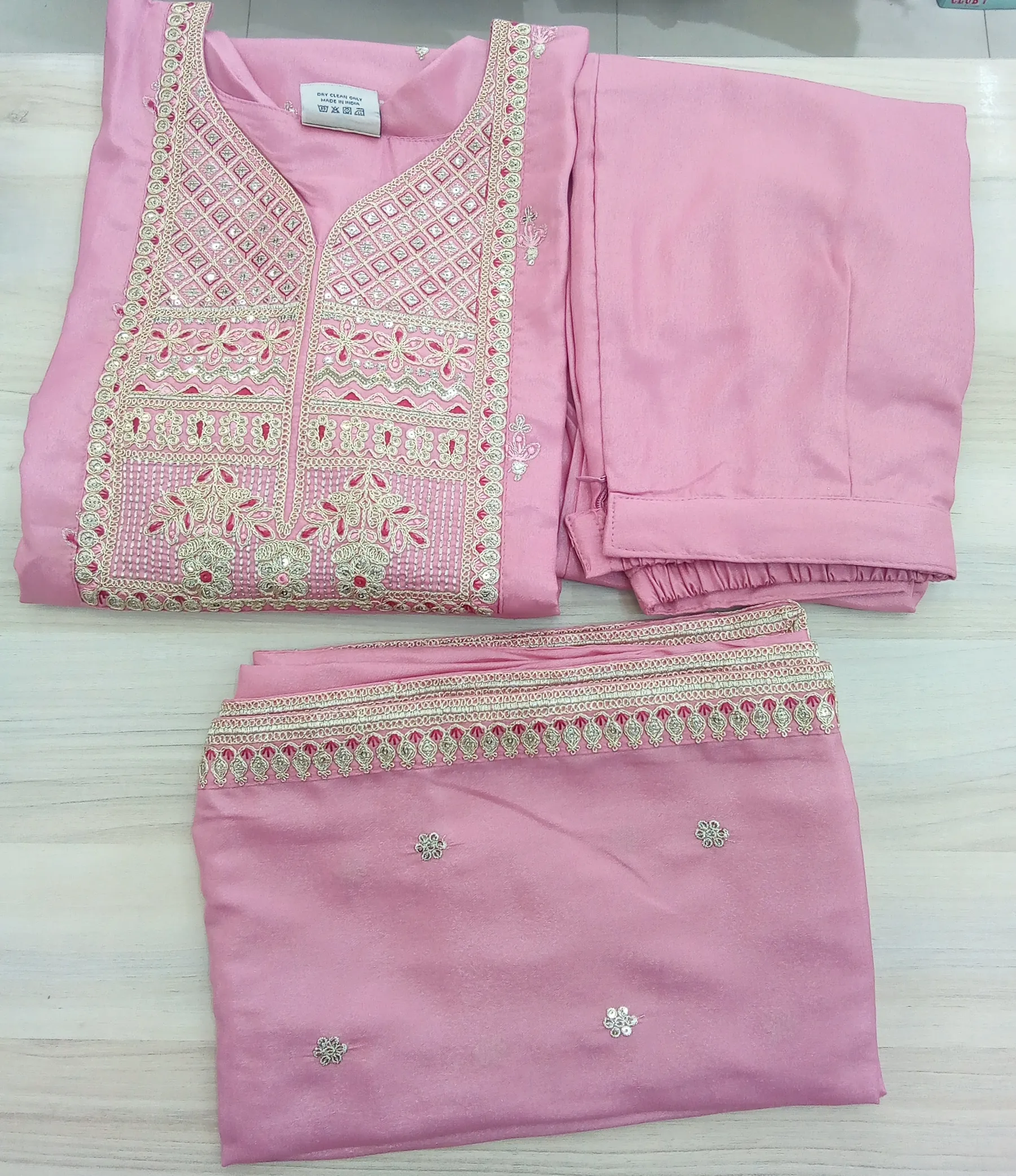 Nisba Salwar Suit view 3