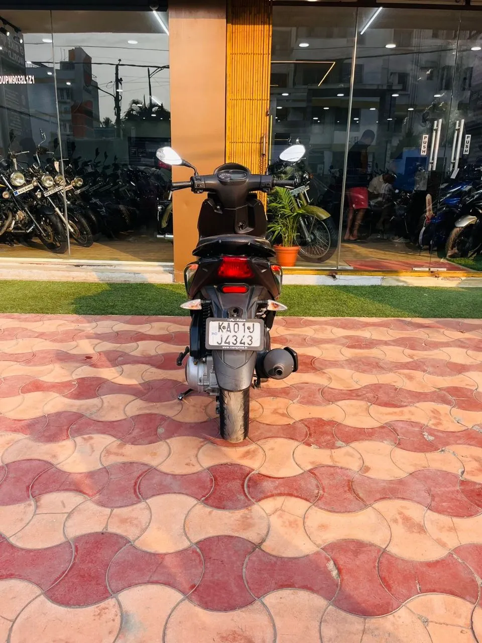 Aprilia SR 150/2020 Model view 8