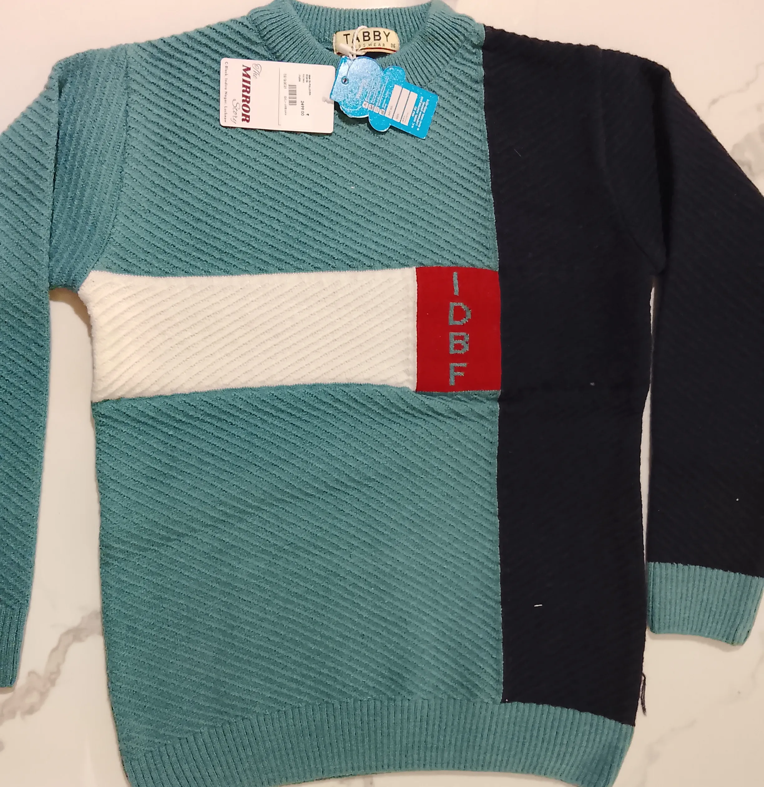 The Mirror Story Pullover 816 view 3