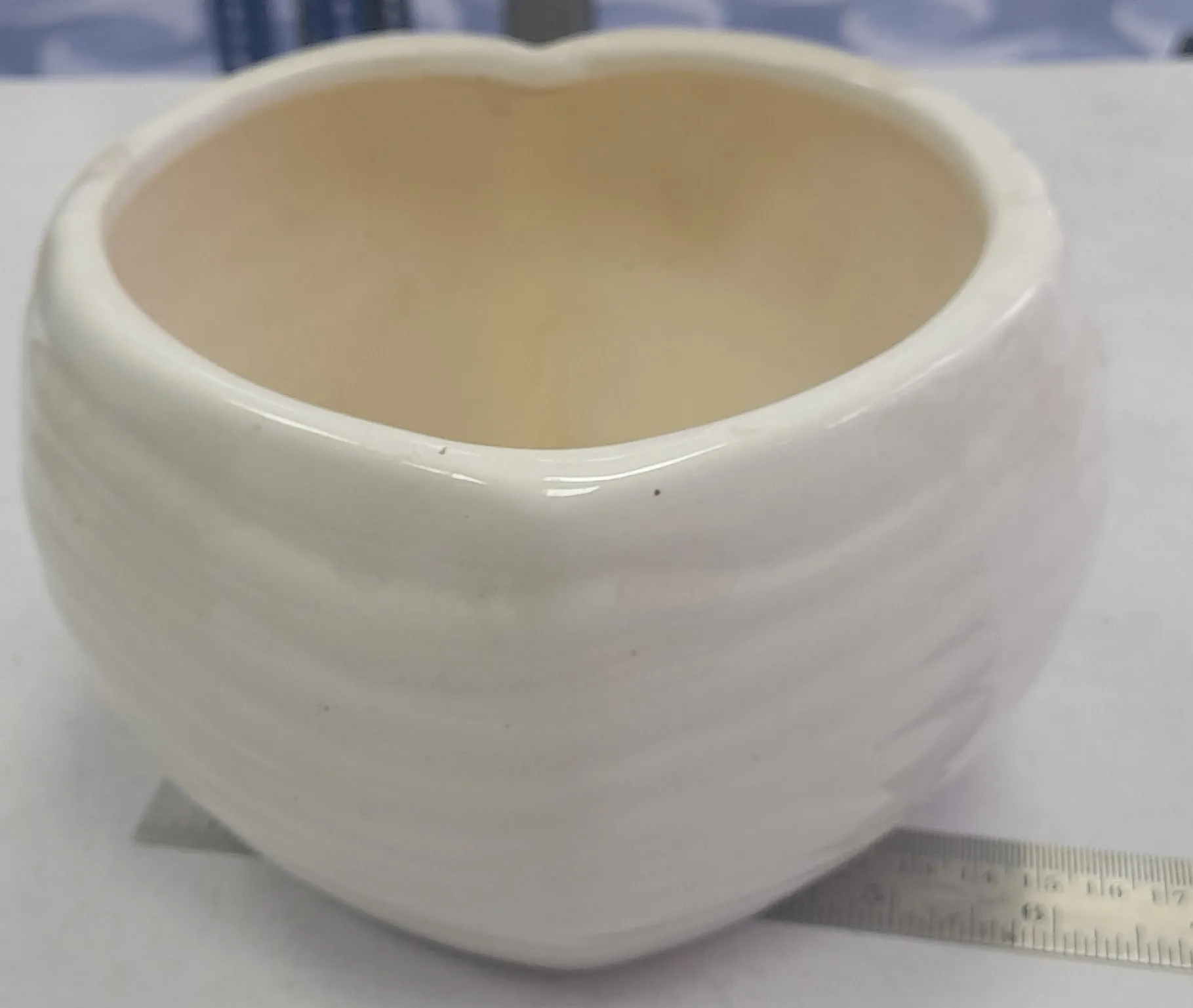 Ceramic Planter Heart Shape 4"H &6"W view 2