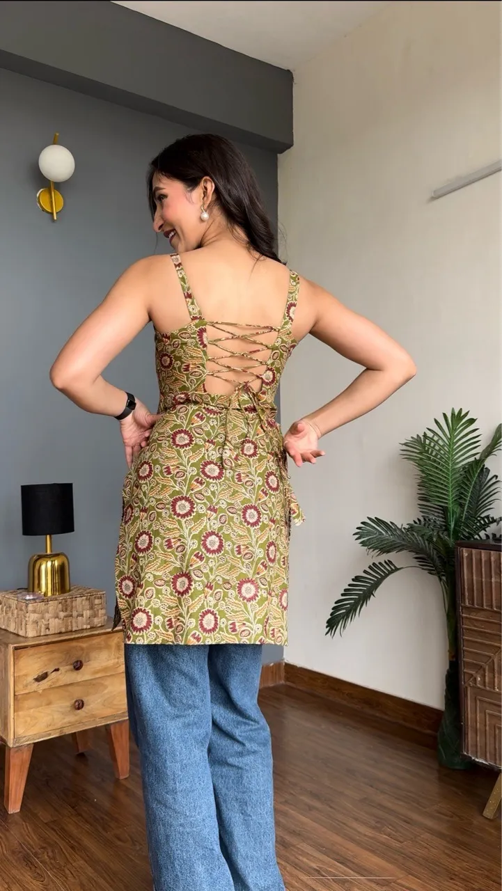 Green Floral Tie Up Kurti view 3