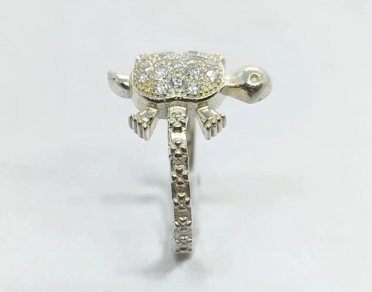 Silver Turtle Ring (AVSR-99) view 3