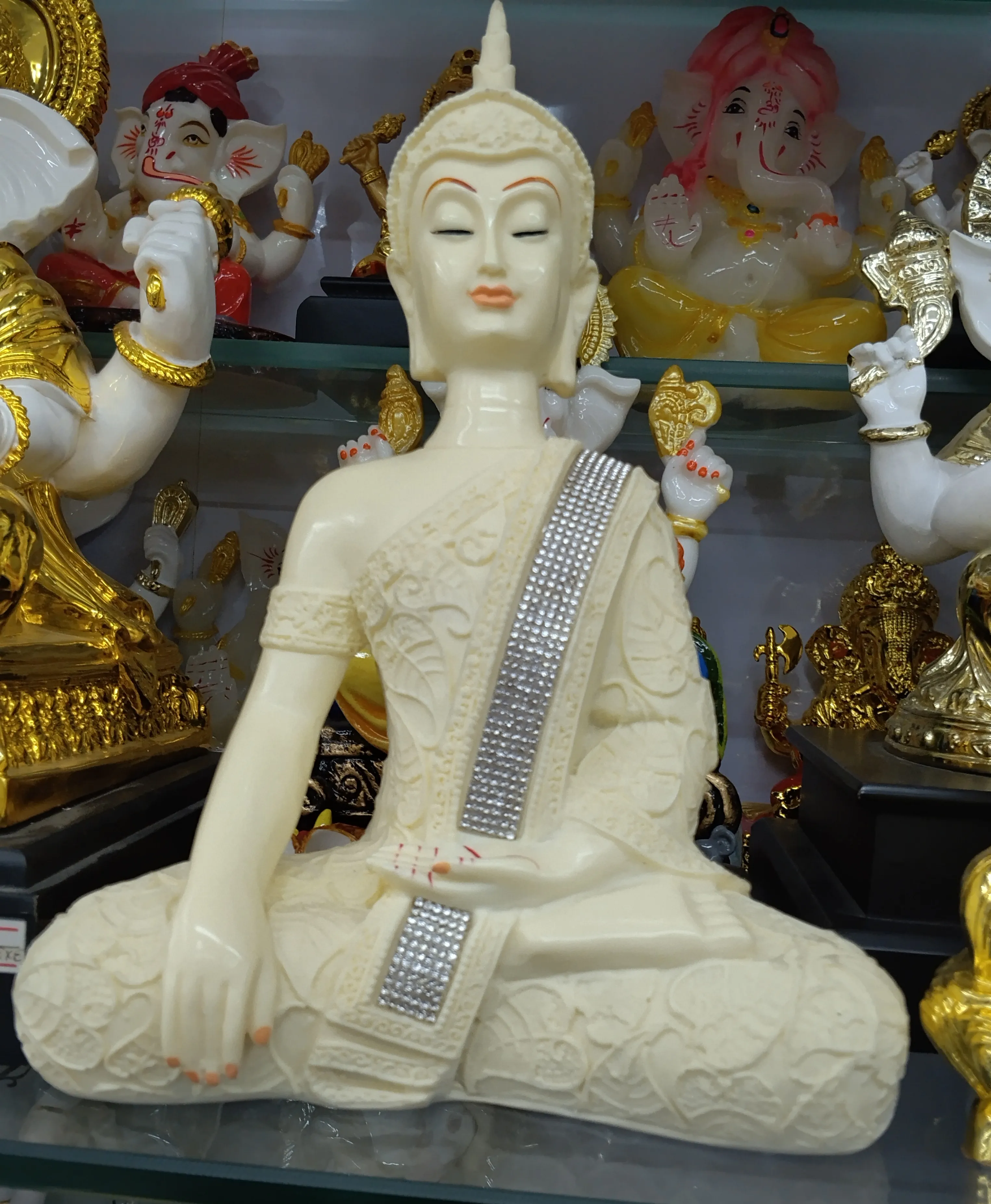 SereneBuddha Statue view 2