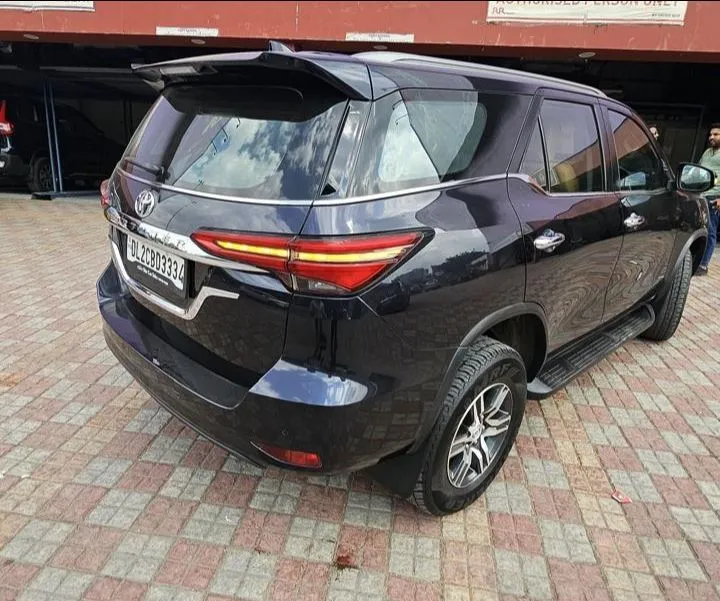 Decorated Compact SUV Fortuner SIGMA 4 Black view 4