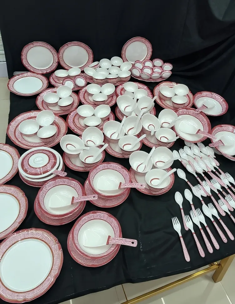 121 Pieces Dinner Set For 12 Person view 2