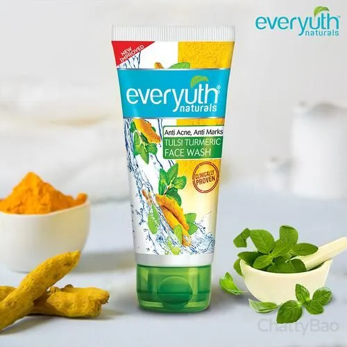 Everyuth Naturals Tulsi Turmeric Face Wash - Anti Acne, Anti Marks 50 g view 3