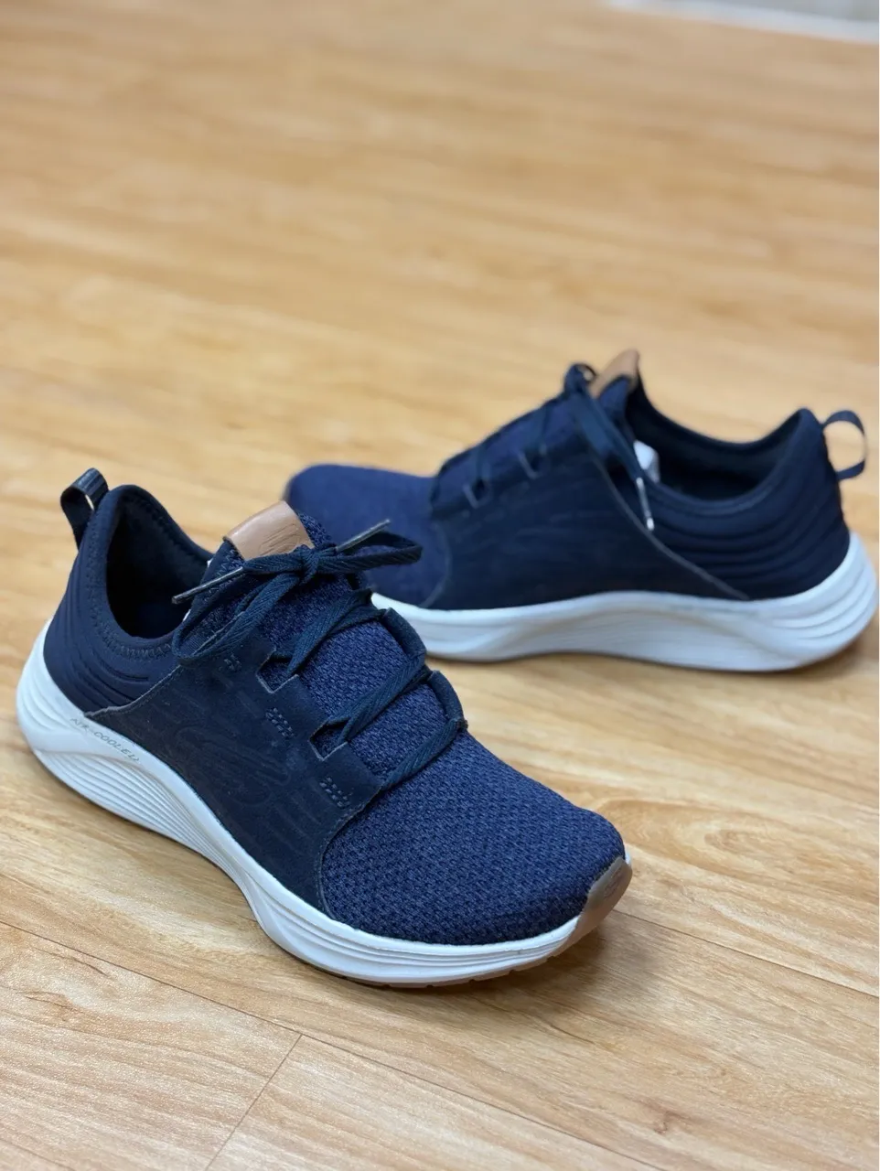 Skechers Go Run Fast view 3