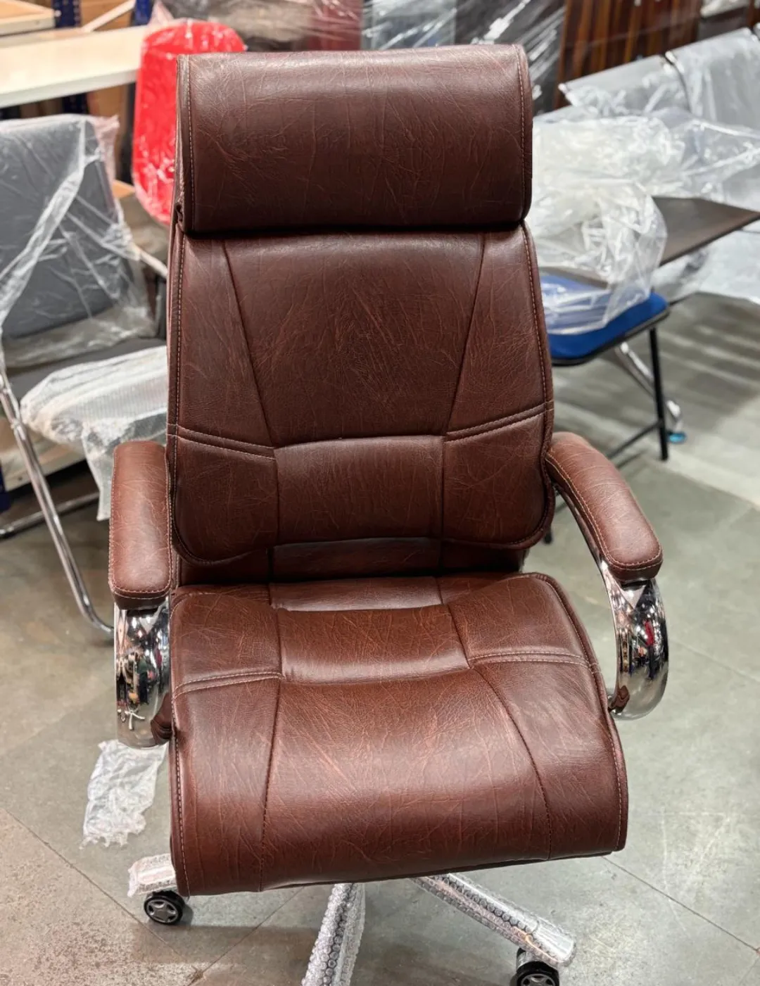 Leather Executive Chair view 2