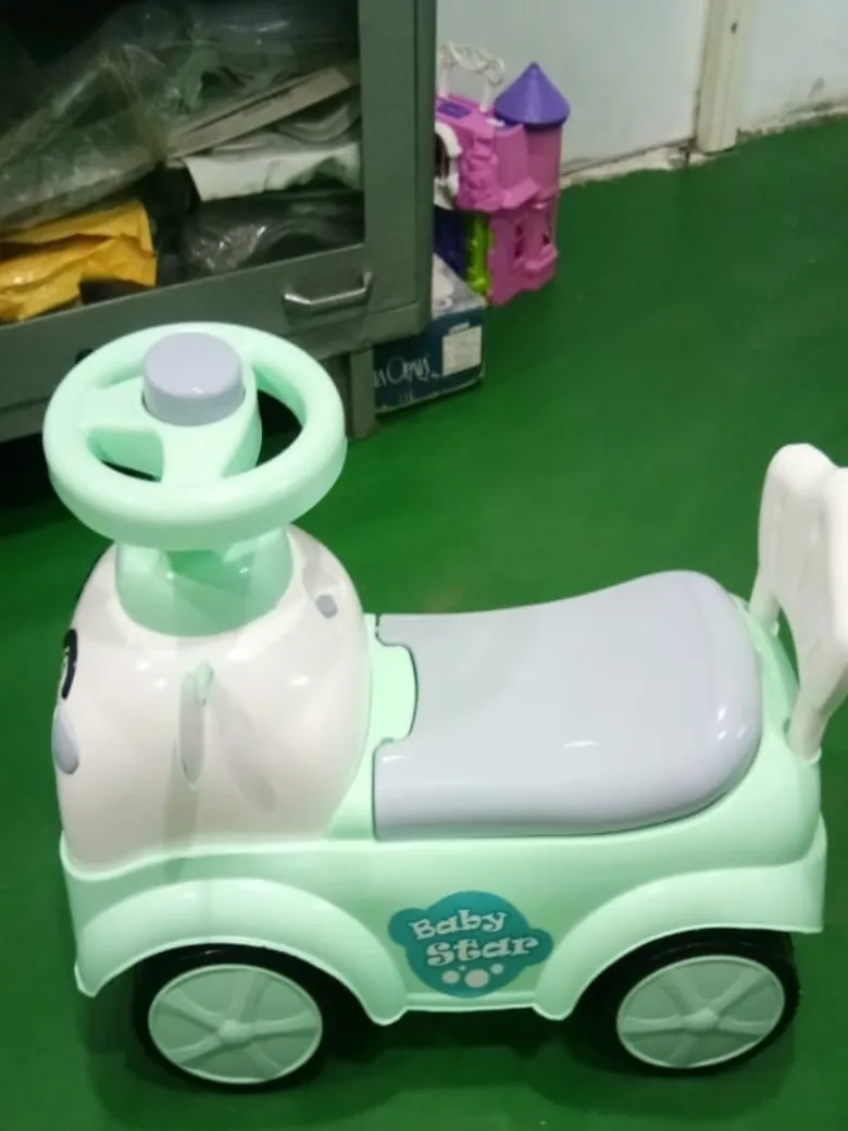 Baby Star Ride-on view 2
