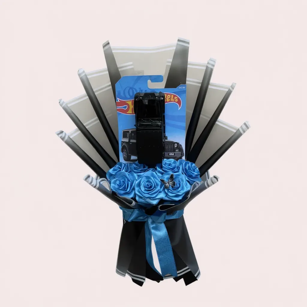 Hot wheels Jeep Thar Black Theme Bouquet view 2