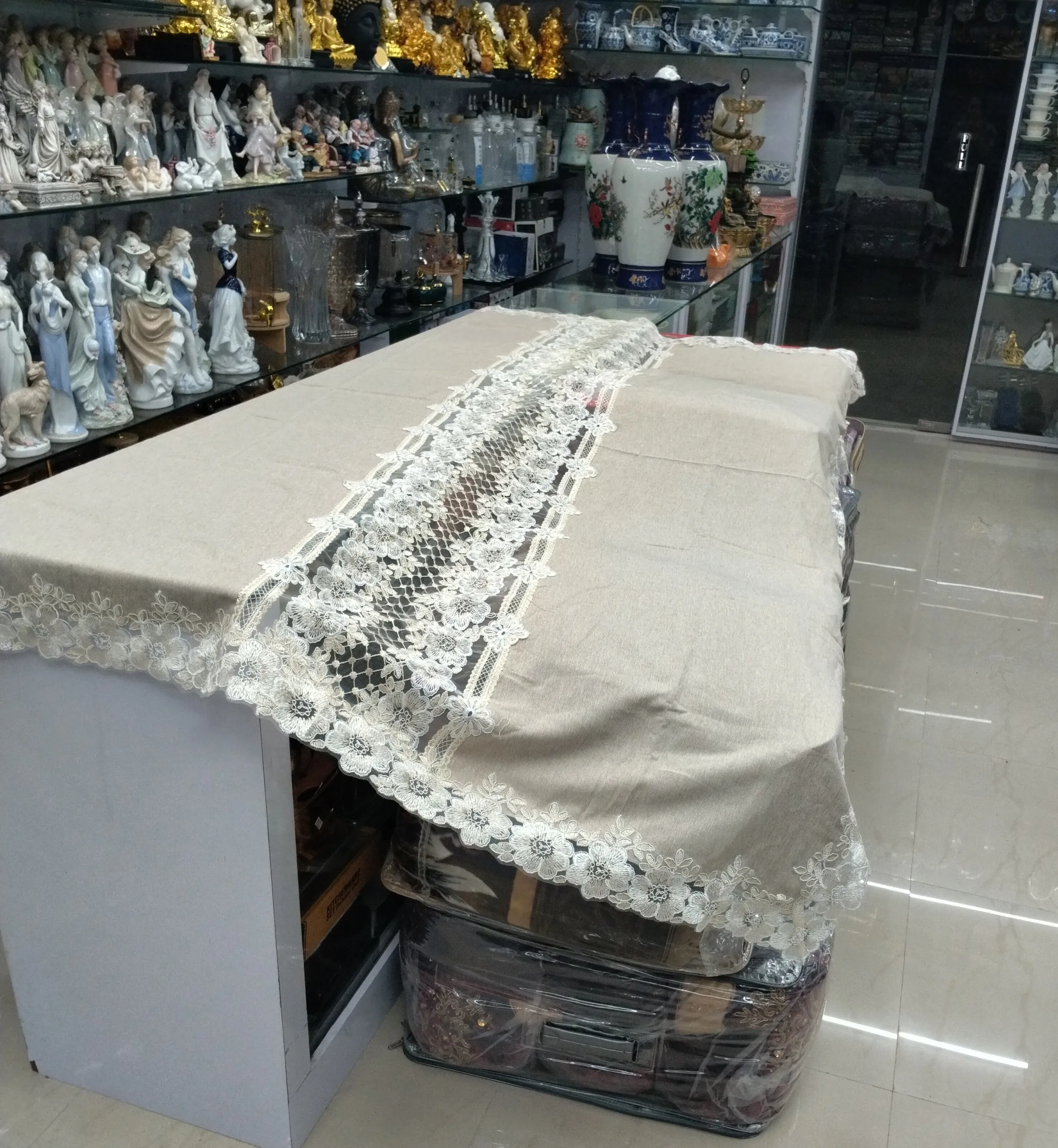 Flower Lace Linen Table Cloth view 2