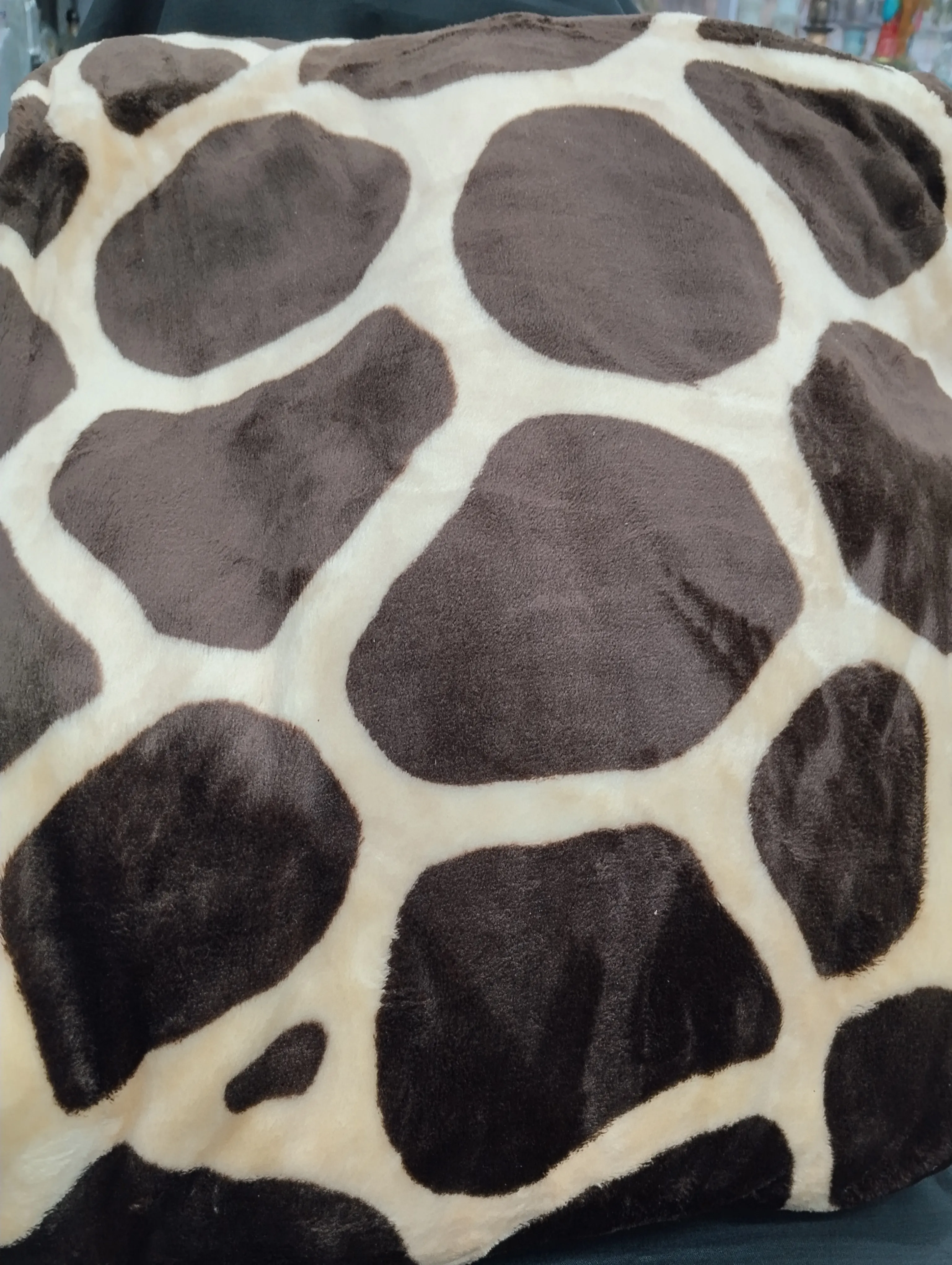 Giraffe Print Blanket view 2