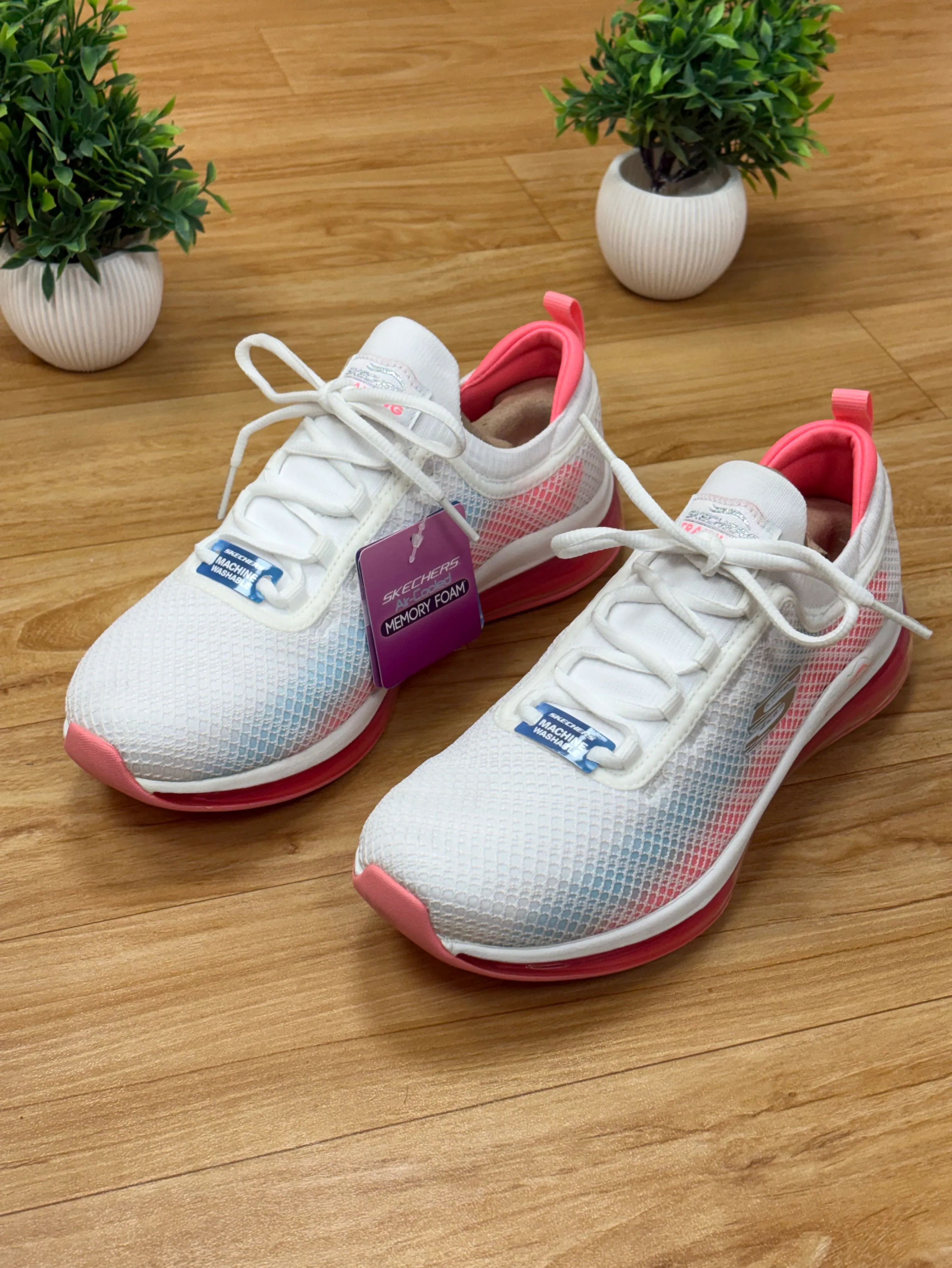 Skechers Sports Shoes.. view 2