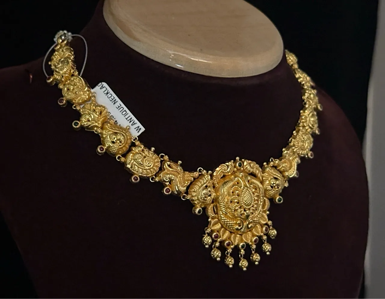 Necklace 4 view 2
