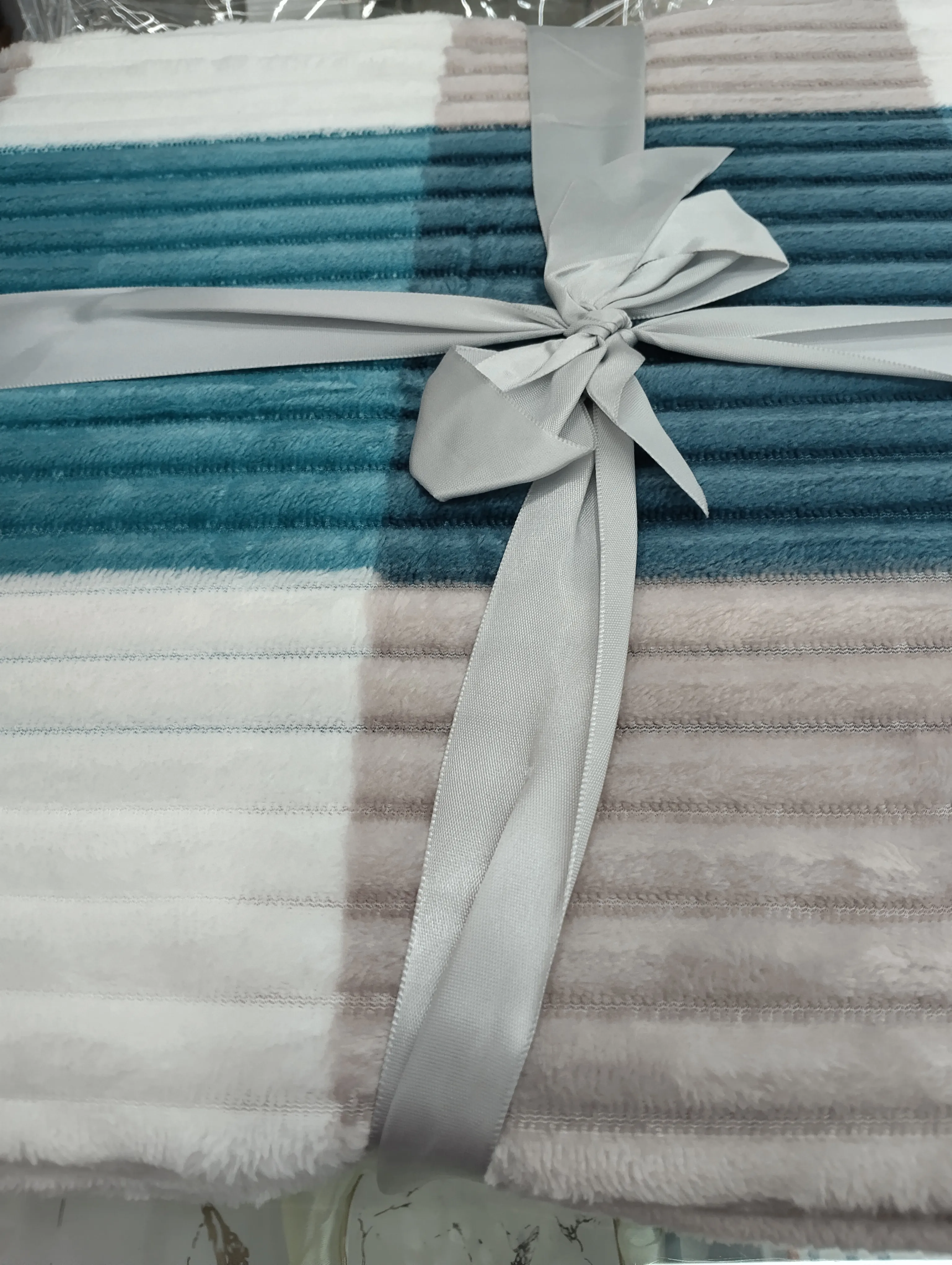 Color-Blocked Blanket view 2