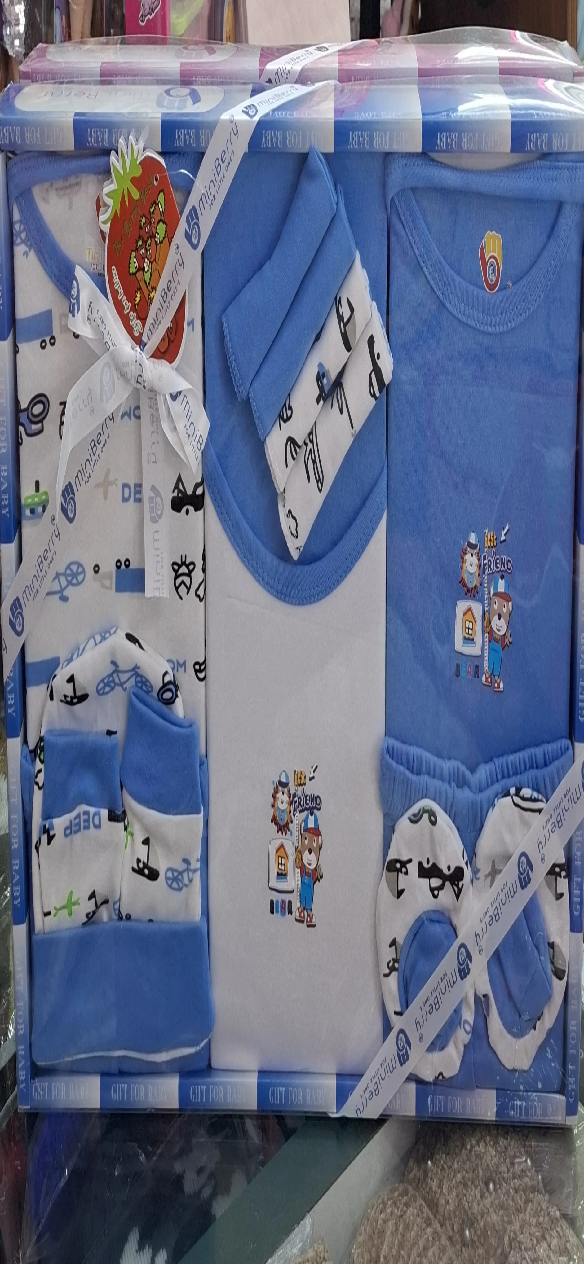 MiniBerry Baby Gift Set view 2