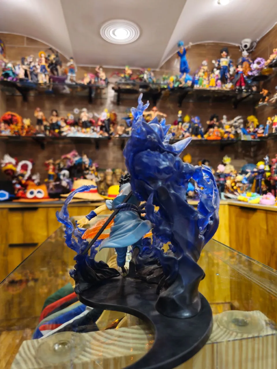 Sasuke Uchiha Figure view 3