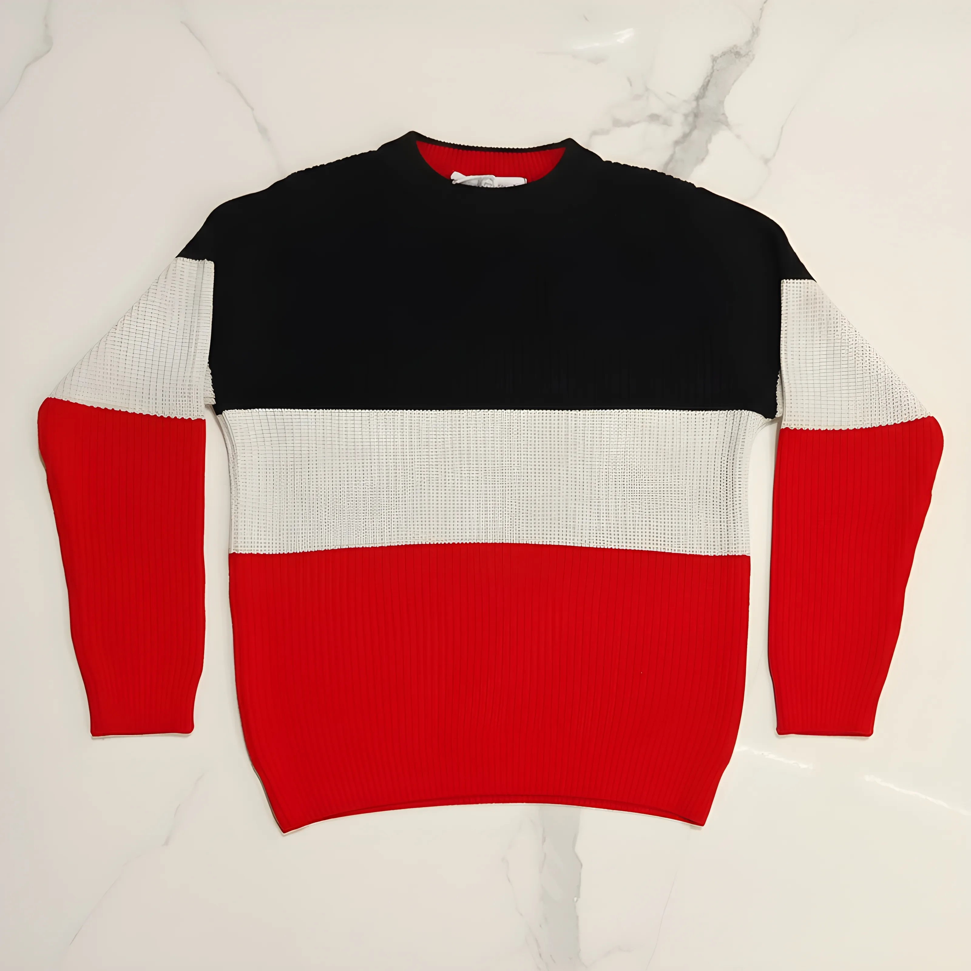 The Mirror Story Boy Pullover 287 view 2